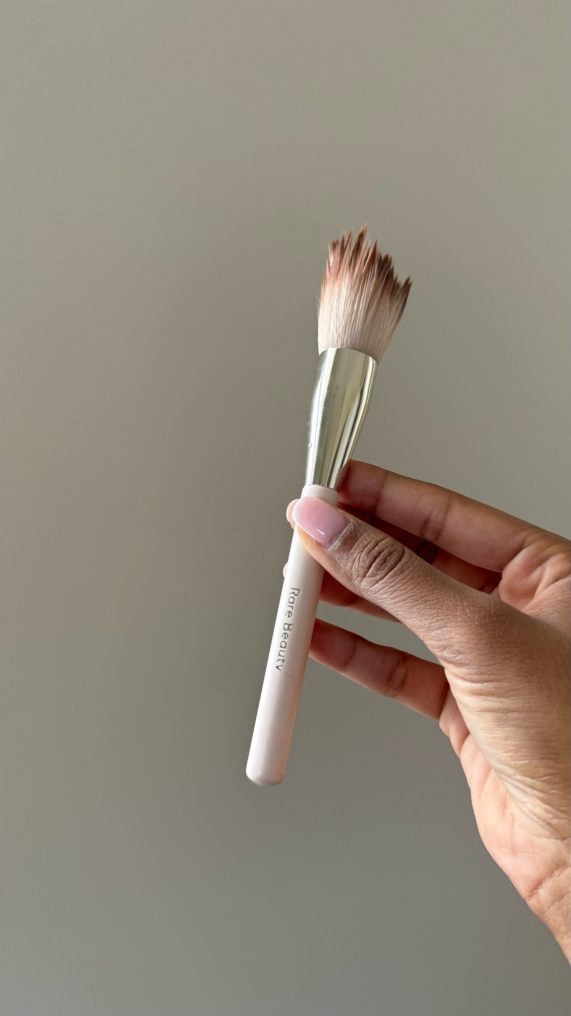 I just washed so when it dries it’s typically very fluffy which makes the most perfect powder brush. 10/10 🤍

#LTKBeauty