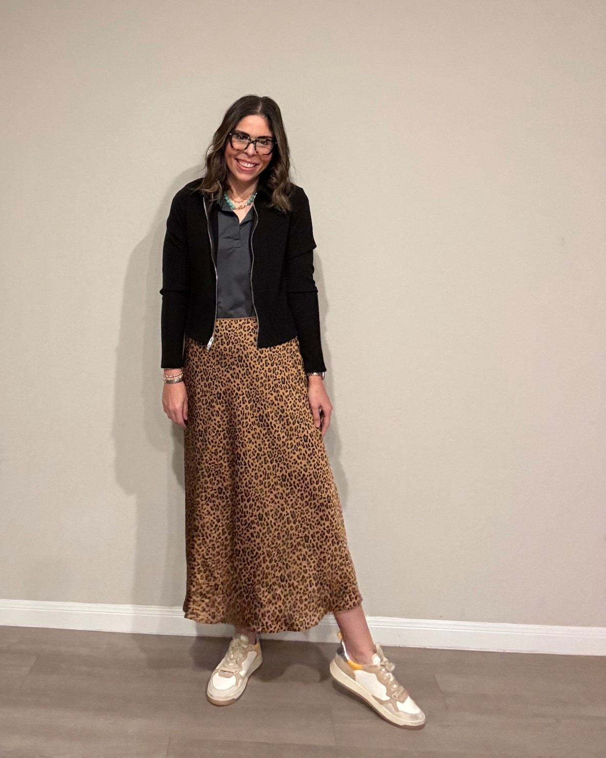 Conference look but make it comfy 🤎✨
Styled this cheetah skirt with sneakers because running around all day doesn’t mean sacrificing style… and these shoes don’t hurt my feet at all 🙌🏽
Proof you can look put together and feel good doing it. #workingmom #workstyle

#LTKdayinmylife #LTKMidsize #LTKootd