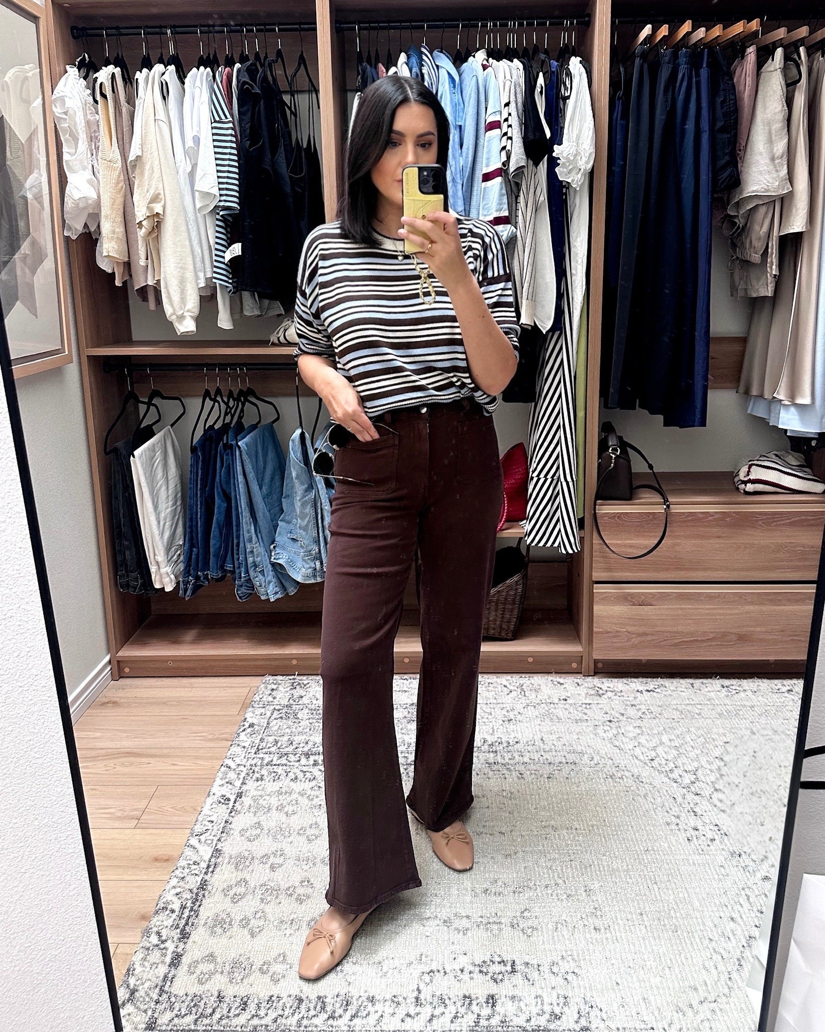 Lovvveeee these @Madewell Emmy pants 😍 give me all the colors!

I’m in the 29, vv stretchy.
I’m in the large of the @Splendid sweater.