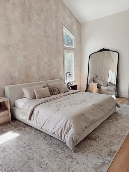 Master bedroom ☁️

Neutral home • wallpaper • beige aesthetic home

#LTKhome #LTKstyletip