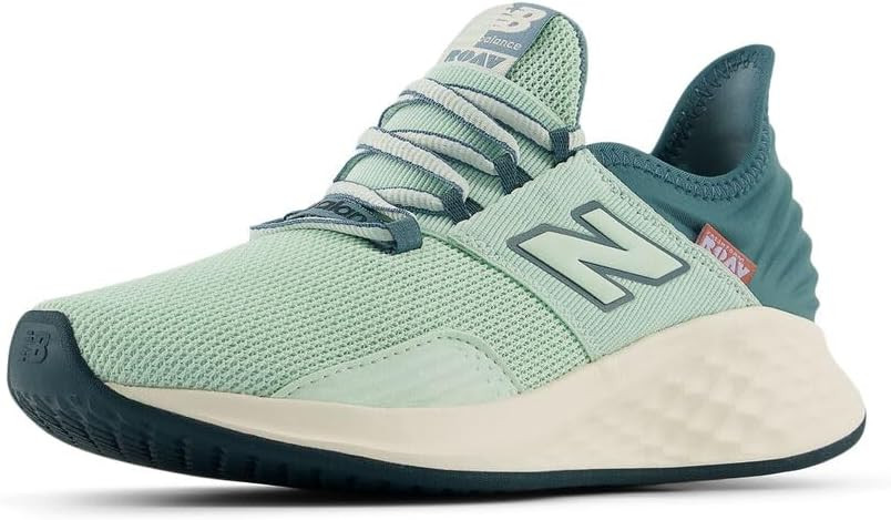 New Balance Women's Fresh Foam Roav Running Shoe | Amazon (US)