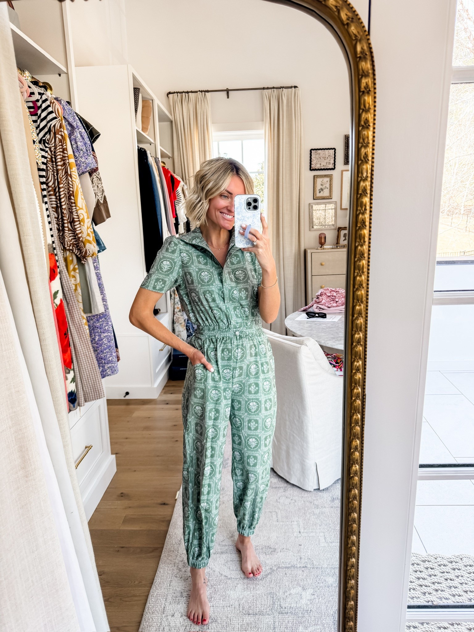 This jumpsuit is from Byrdie Golf, which is a golf brand I love! I’ve had several of their pieces! Wearing XS!

Loverly Grey, golf outfit, women’s golf outfit, Masters outfit ideas 

#LTKActive #LTKStyleTip