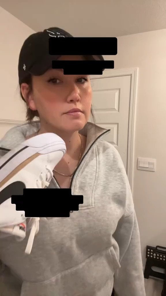 Rainy Day OOTD

Midsize | Casual style | comfy style | mom style 

#LTKmidsize #LTKshoecrush #LTKVideo