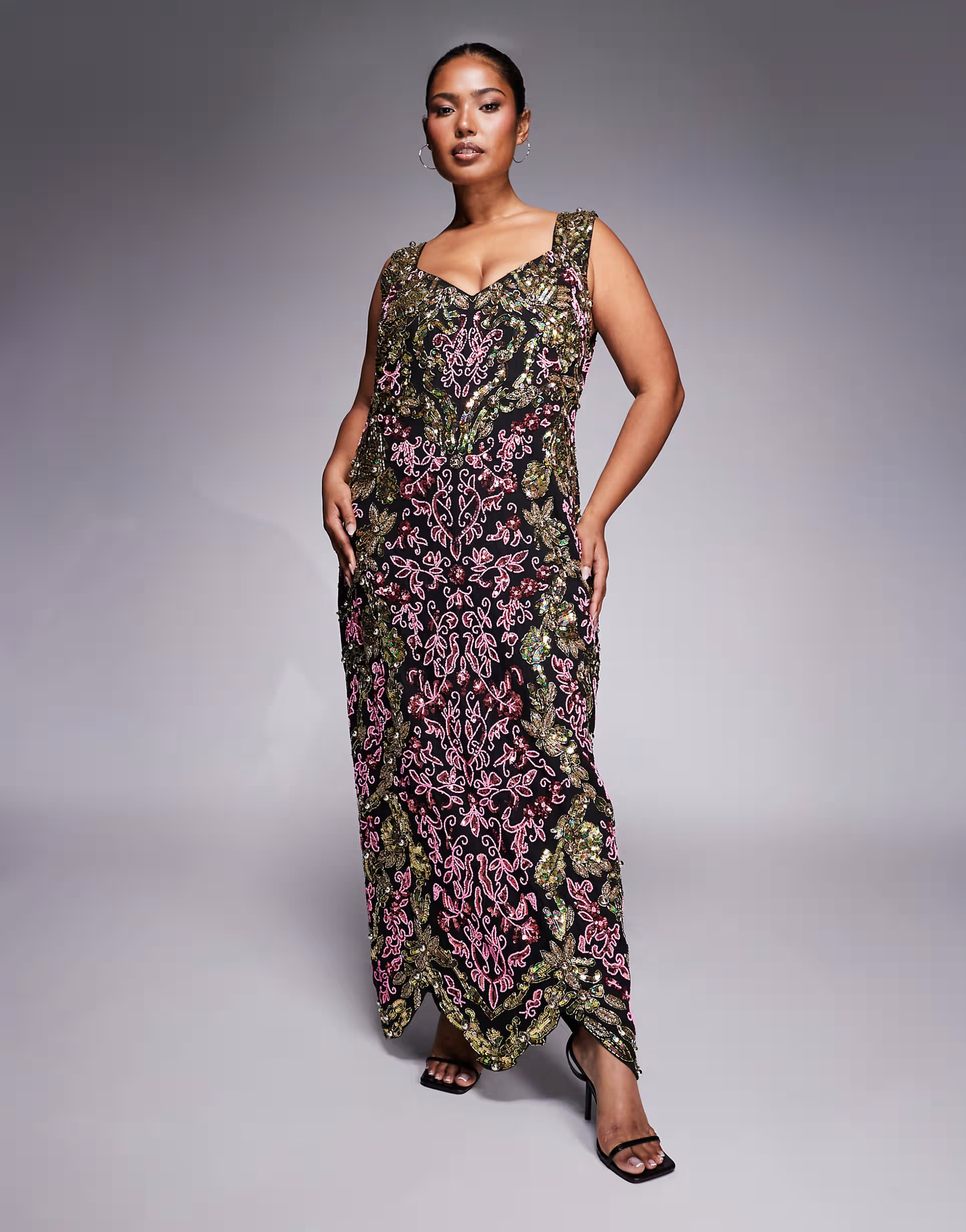 ASOS LUXE Curve embellished beaded maxi dress in black and gold | ASOS | ASOS (Global)