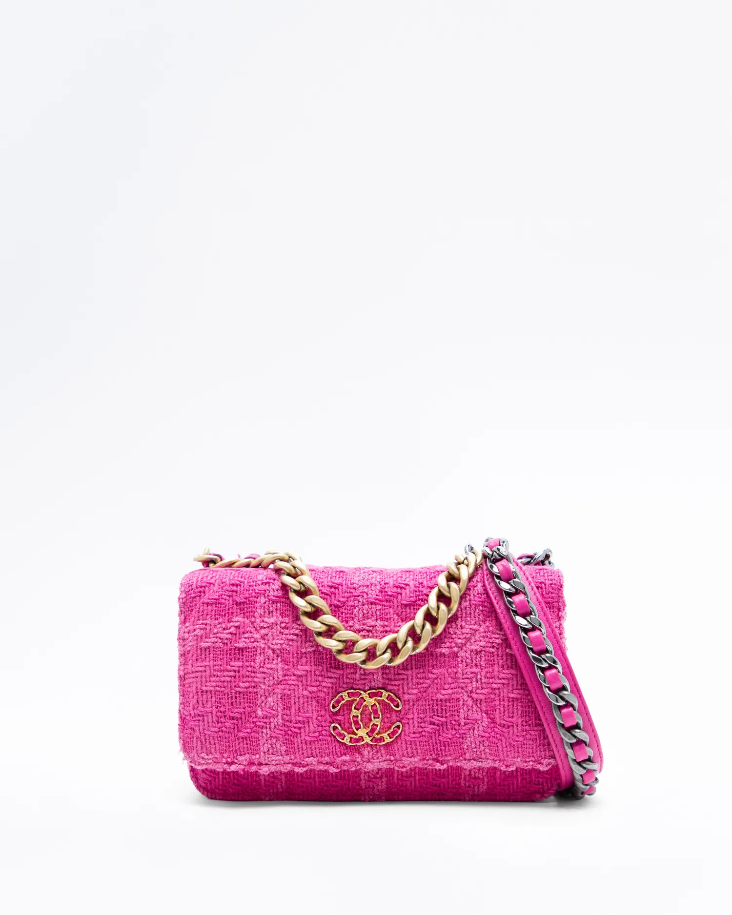 Tweed Chanel 19 Wallet on a Chain | Vivrelle