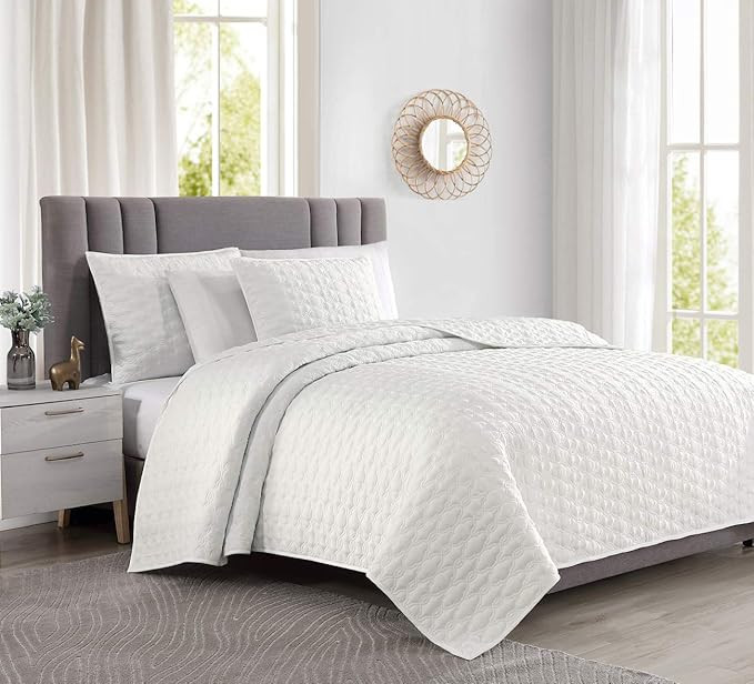 BOURINA Soft Quilt Quilt Coverlet Set Queen - Microfiber Lightweight Bedspread 3-Piece Quilt Set ... | Amazon (CA)