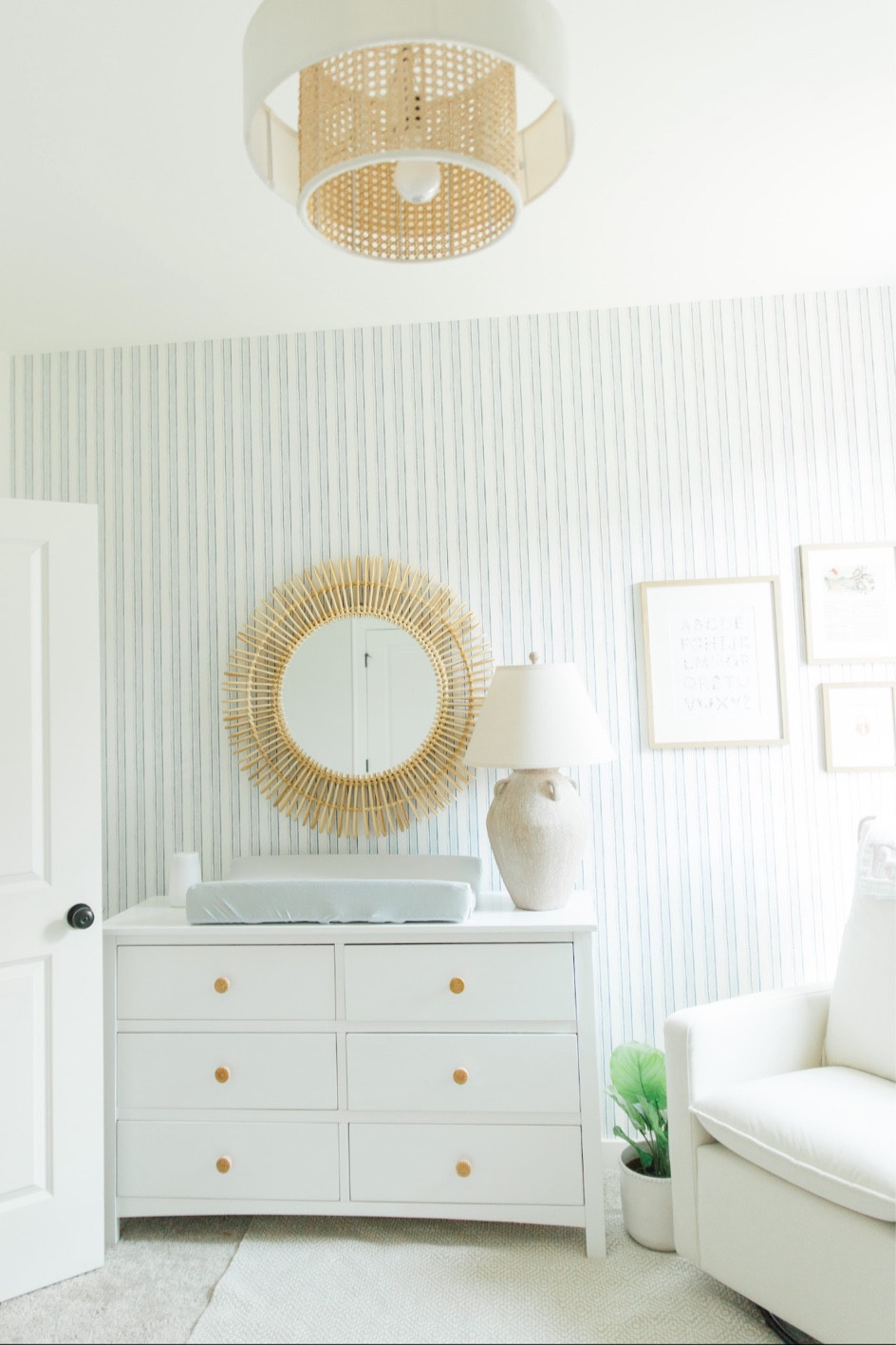 Serena and Lily sale. 20% off everything with code SPLASH 

#LTKSeasonal #LTKhome #LTKsalealert