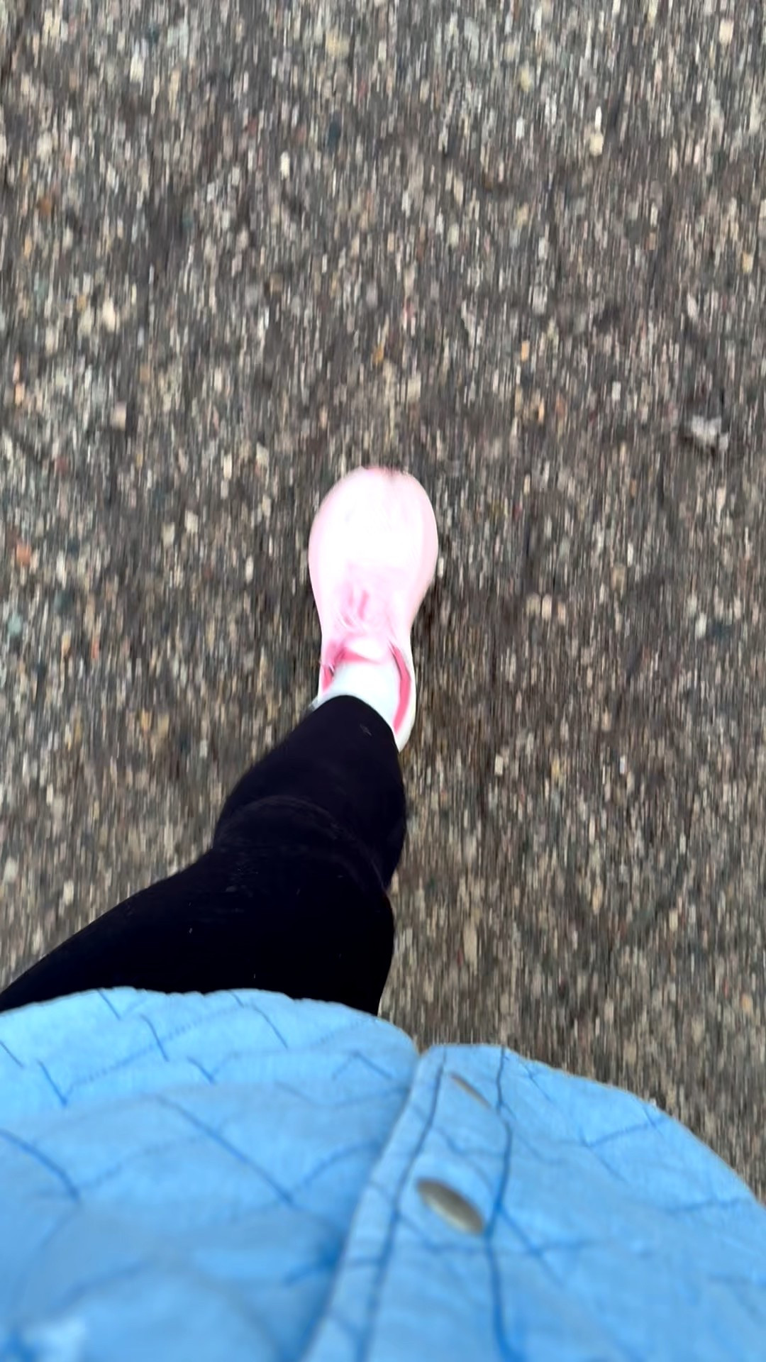 New shoe goofin 

So ready to get back into my fitness journey during the new year. 



#LTKFindsUnder50 #LTKselfcare #LTKfitnessgoals