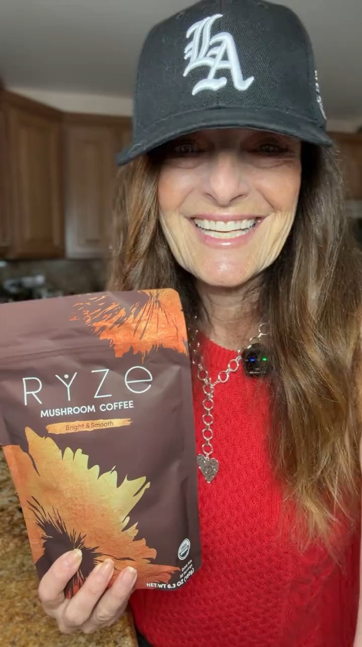 Ryze & Shine with Mushroom Coffee.🍄☕️🏃🏻‍♀️🏃‍♂️ #ryze #mushroomcoffee

#LTKfoodie #LTKdayinmylife