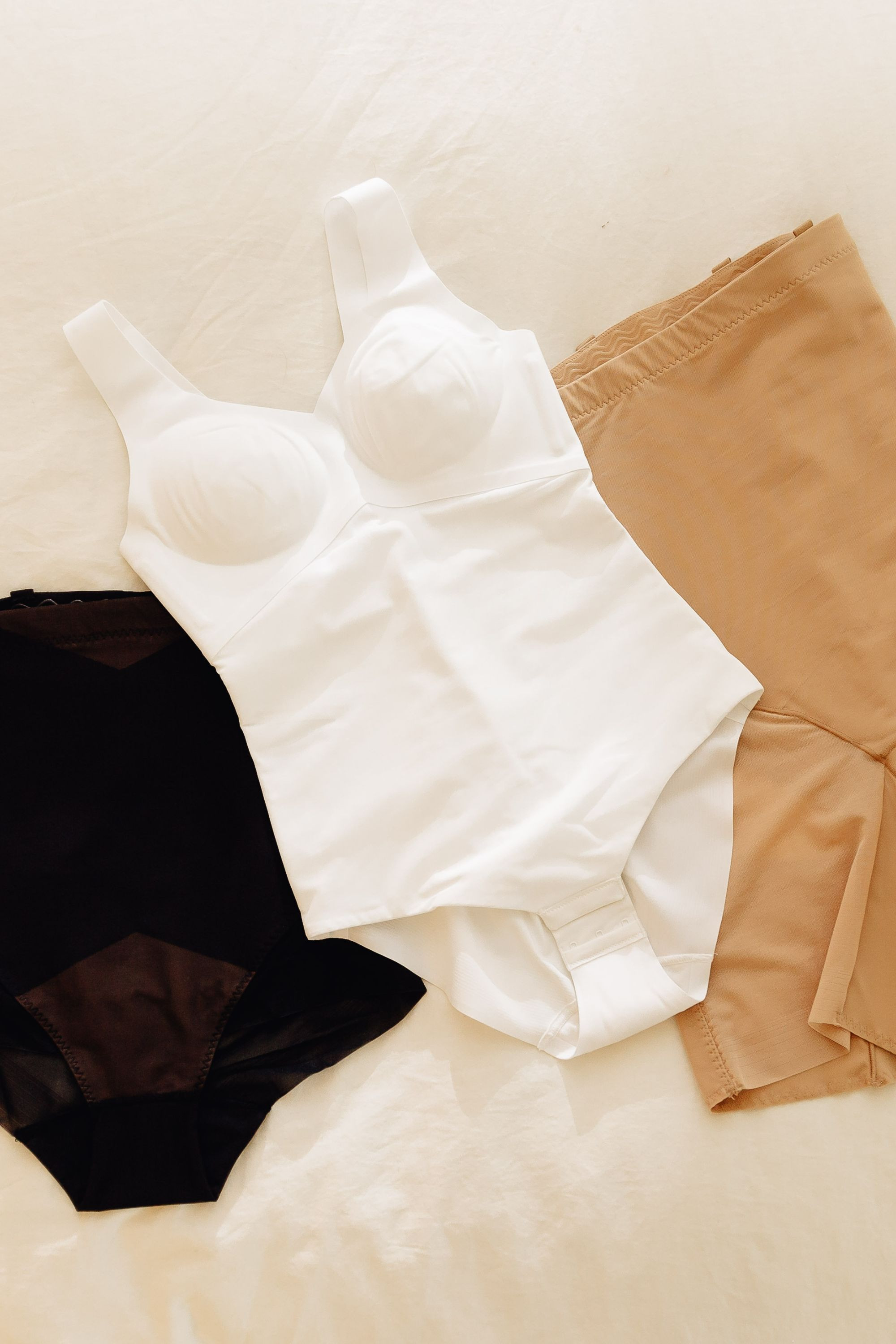 This Honeylove shapewear bodysuit is SO good… it smooths everything while still being comfortable enough to wear all day, and I love that it doubles as a top under jackets or matching sets. Perfect for Spring 2026 outfits and summer layering, Wearing an XS and it fits TTS. 

 #LTKOver40 #LTKgrwm #LTKdayinmylife #LTKSeasonal #LTKOver40 #LTKWorkwear