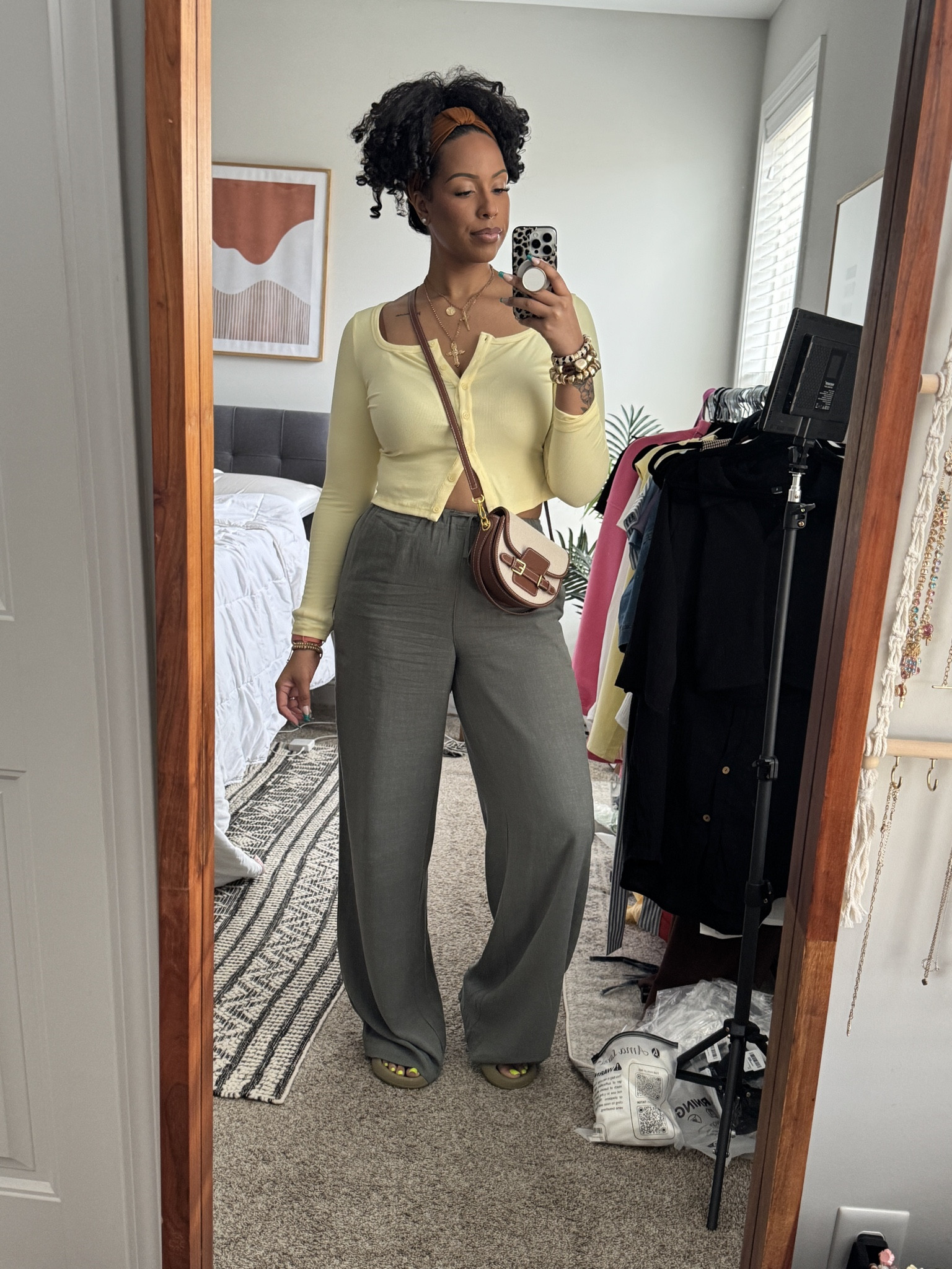 Cute Spring Look 

Top Large
Pants 8 

#LTKootd #LTKTall #LTKMidsize