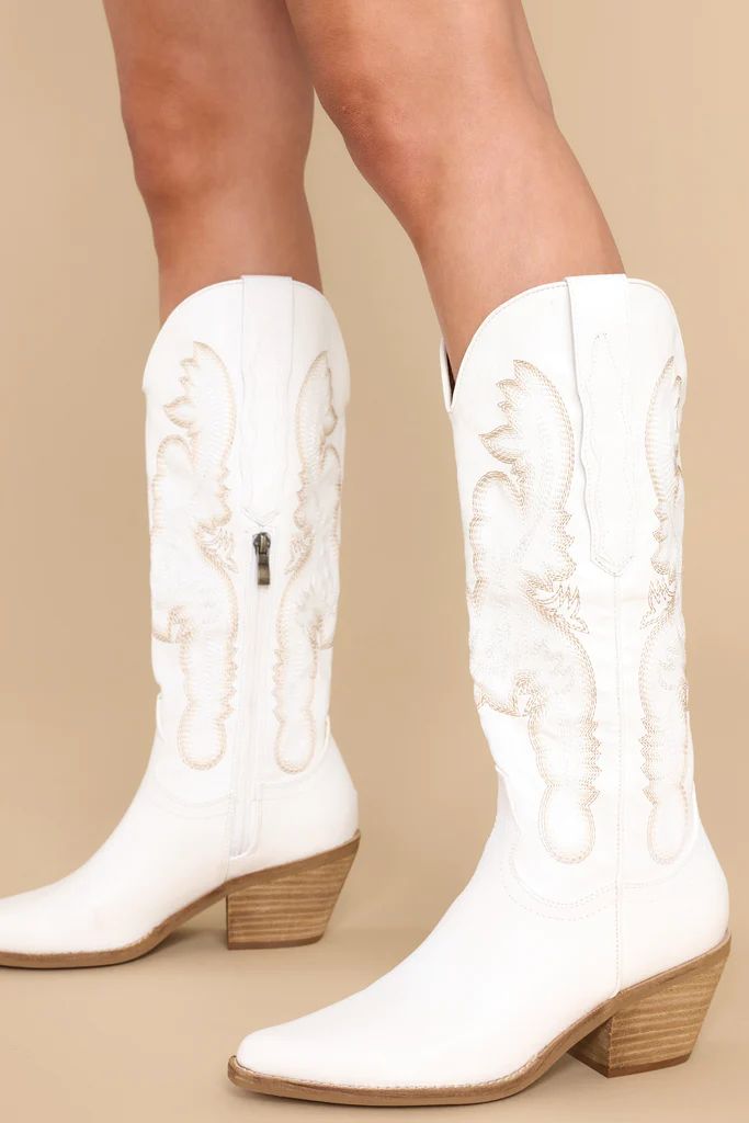 Southern Belle White Boots | Red Dress 