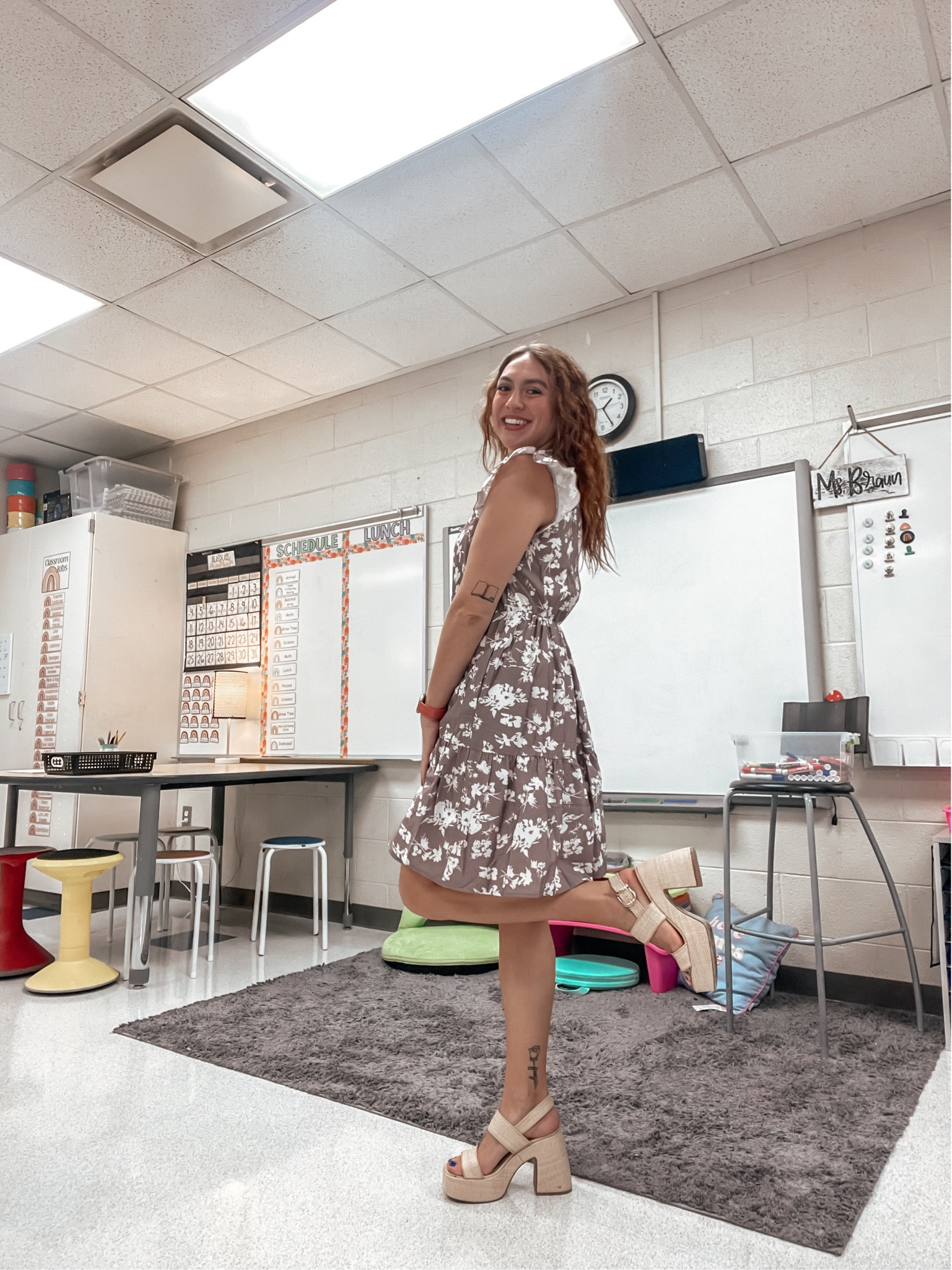 Teacher outfit, teacher style, Teacher fashion, work outfit, work dress, back to school outfit, workwear, office clothes 

#LTKBacktoSchool #LTKFindsUnder100 #LTKWorkwear