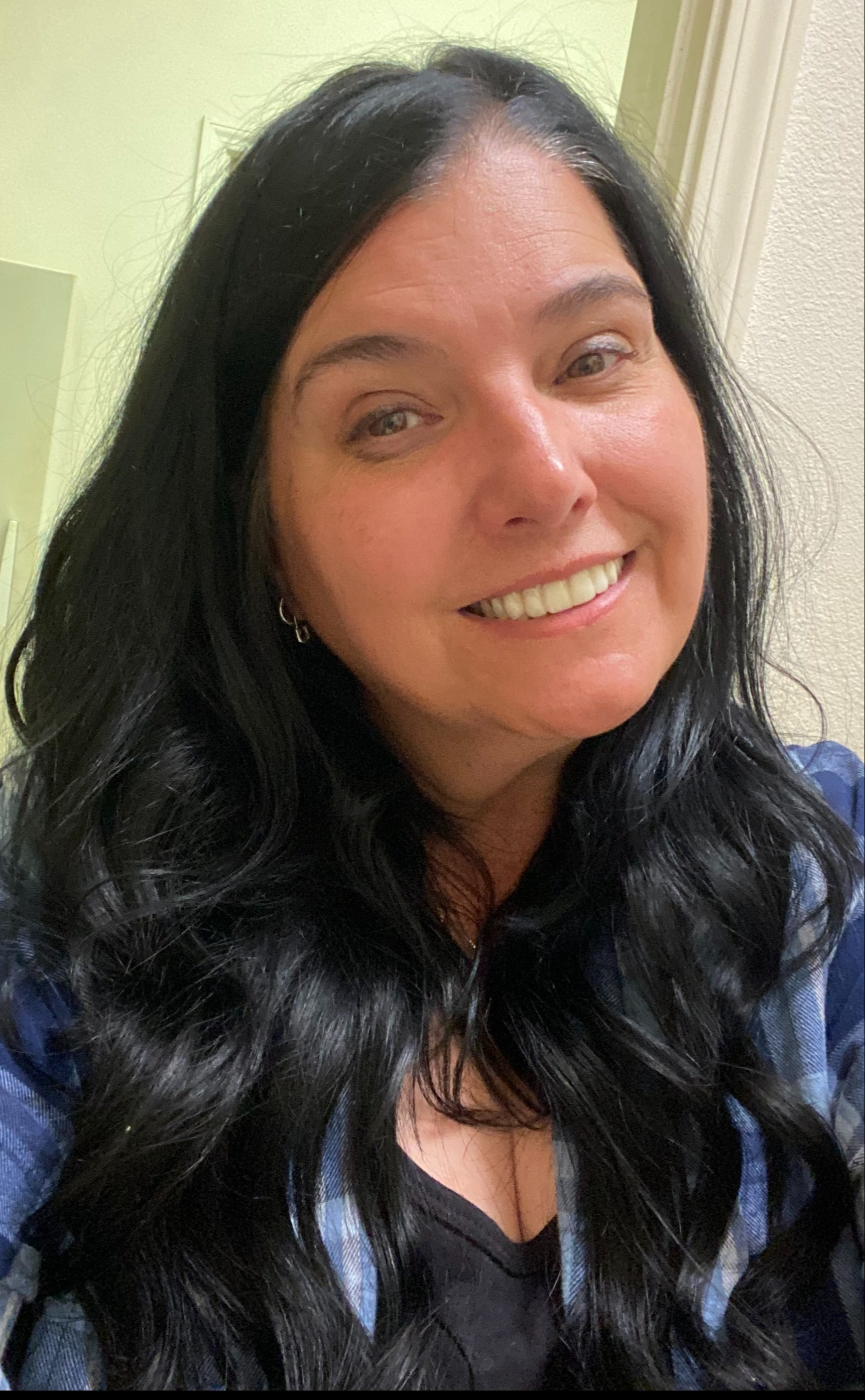 The natural look! I love the days wear you can be makeup free and just have skin care on! 

 #LTKU #LTKOver40 #LTKBeauty