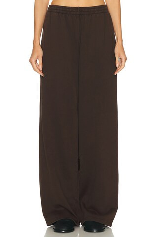 SKIMS Boyfriend Fleece Sweatpant in Brown | FWRD 