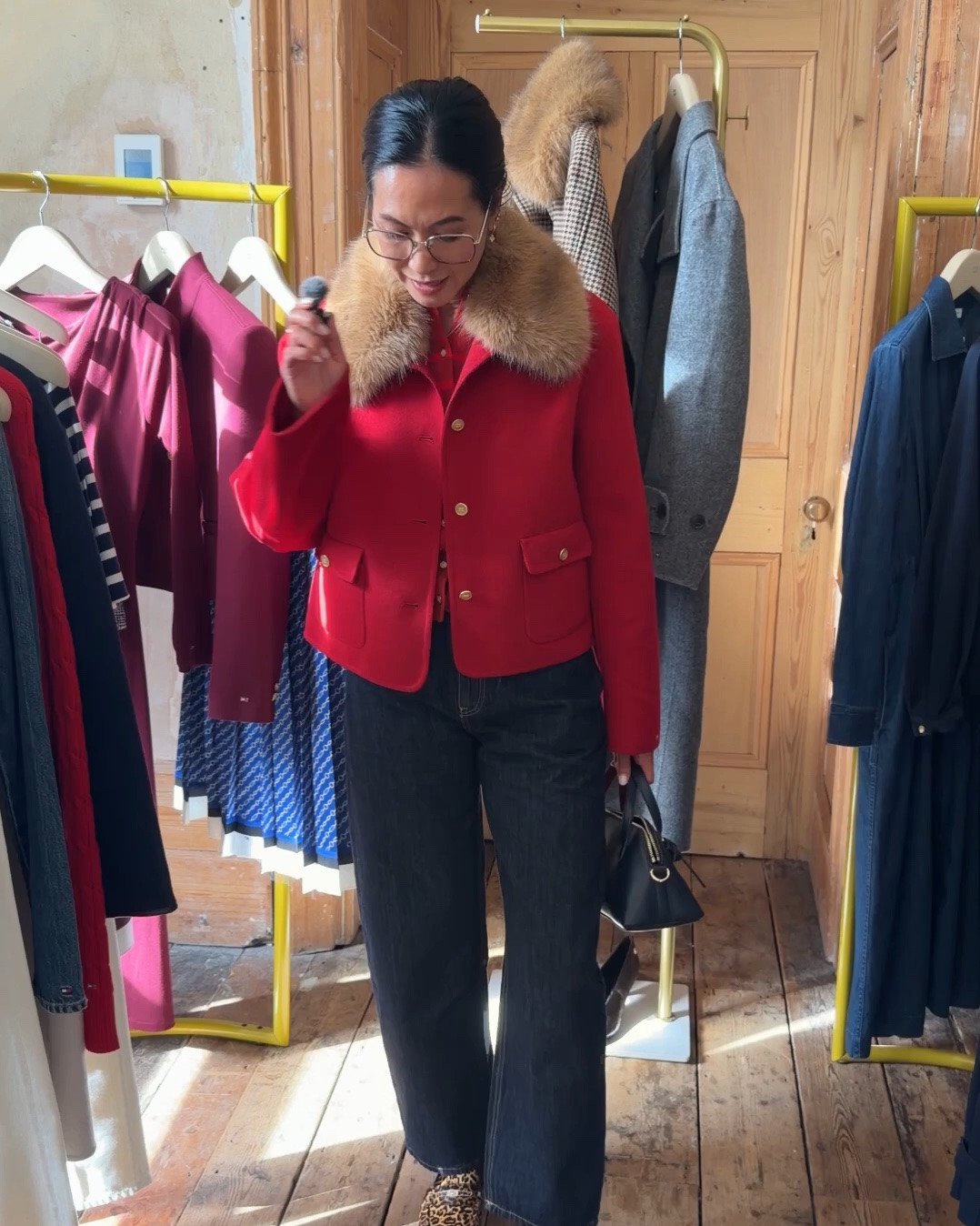 Head to toe Tommy Hilfiger. Love the red and navy tones with a touch of animal print as I think leopard and red pair so well together ❤️🐆
