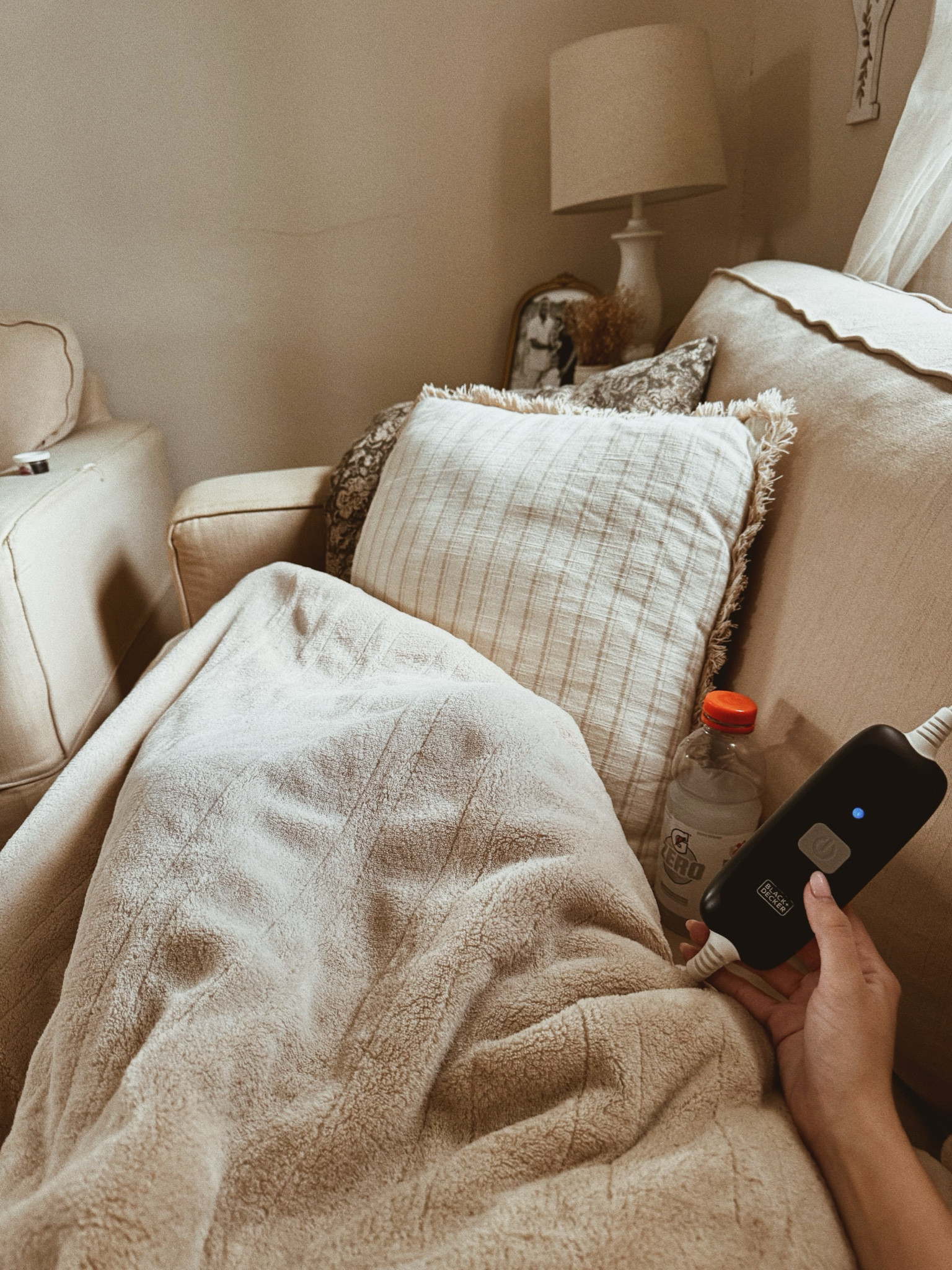 my heated blanket = my lifeline in the winter 🥲

#LTKStyleTip #LTKSeasonal #LTKFindsUnder50