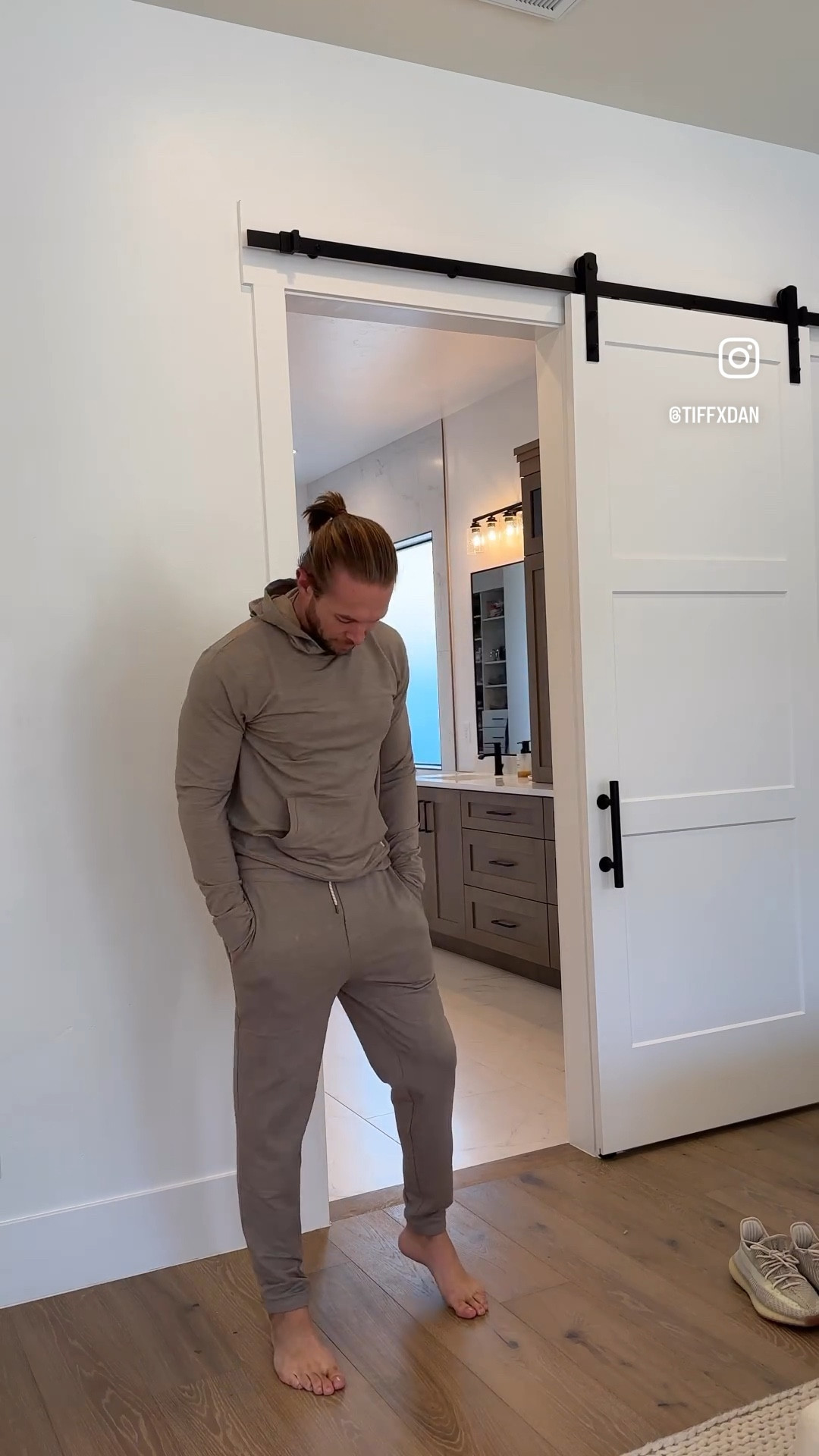 Men’s Vouri Haul. My wife always hooks it up with the best fits. These ones are insanely comfortable. I will be living in these this fall. 

Mens fall fashion, men’s fashion, men’s outfits, athleisure 

#LTKmens #LTKfitness