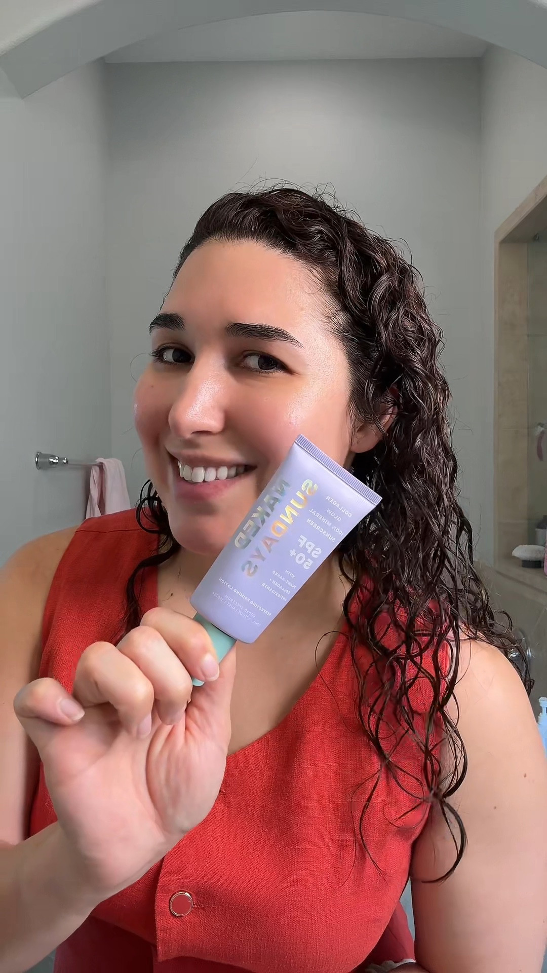 I’m not usually a sunscreen girl…
But this one? Light, glowy, no white cast, and doesn’t feel like I’m wearing a mask 🧴☀️
Naked Sundays might’ve just converted me.
Linked it for my fellow sensitive skin girlies 👇🏼

#LTKActive #LTKSwim #LTKBeauty