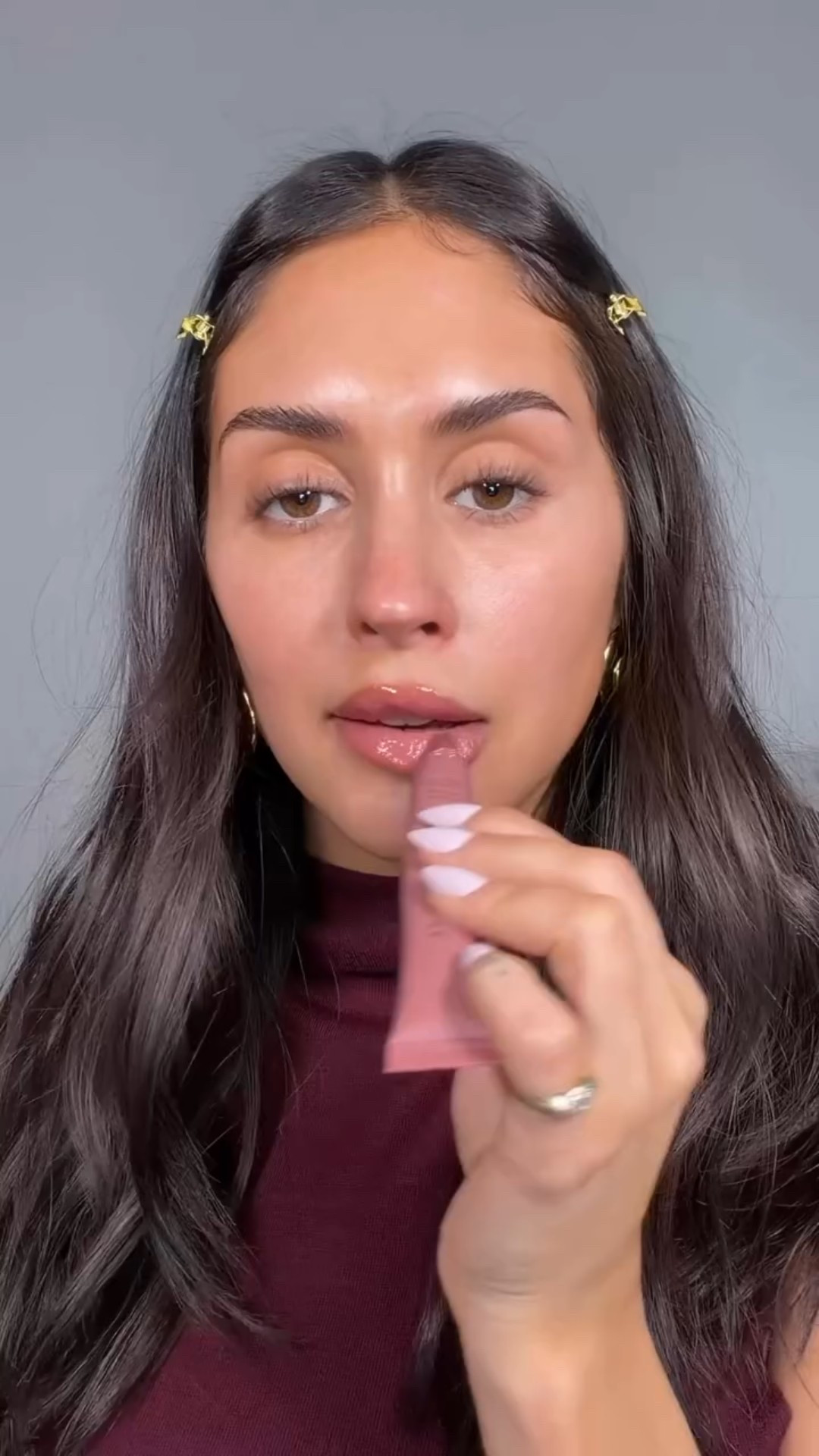 A burgundy moment!!
Product Details:
- Patrick Ta Beauty lip balm "cookie butter"
- Dior Beauty dream skin primer
- Patrick Ta Beauty major skin foundation "13 olive"
- Danessa Myricks color fix pigment "nude 3"
- Patrick Ta Beauty major dimension Il palette
- Urban Decay 24/7 liquid stick "wine spill"
- Urban Decay 24/7 glide on eyeliner pencil "demolition"
- YSL Beauty lash clash mascara
- Patrick Ta Beauty major skin concealer "medium neutral 2"
- Saie dew bronze "spritz"
- Makeup by Mario setting powder "2 neutral light"
- Hourglass ambient lighting bronzer "luminous bronze light"
- Rhode pocket blush "sleepy girl"
- Tower 28 get set powder blush "samo spritzer"
- Benefit benetint "dark cherry"
- Summer Fridays lip liner "cinnamon"
- Velour classic lash cluster (1 long length cluster in outer corner)
Brush Details:
- Sephora Collection pro foundation brush no. 40
- MAC 252 synthetic large shader brush
- BK Beauty 201 blended crease brush
- MAC 212 flat definer brush
- Patrick Ta Beauty dual ended eyeshadow brush
- Haus Labs concealer brush
- Makeup by Mario F4 brush
- Sephora collection powder puff
- Morphe x Makeup by Ariel A21 brush (Morphe M161 large powder brush is comparable)
- Sephora Collection pro blush brush no. 99
- Morphe x Makeup by Ariel A22 brush

#LTKBeauty #LTKselfcare #LTKgrwm