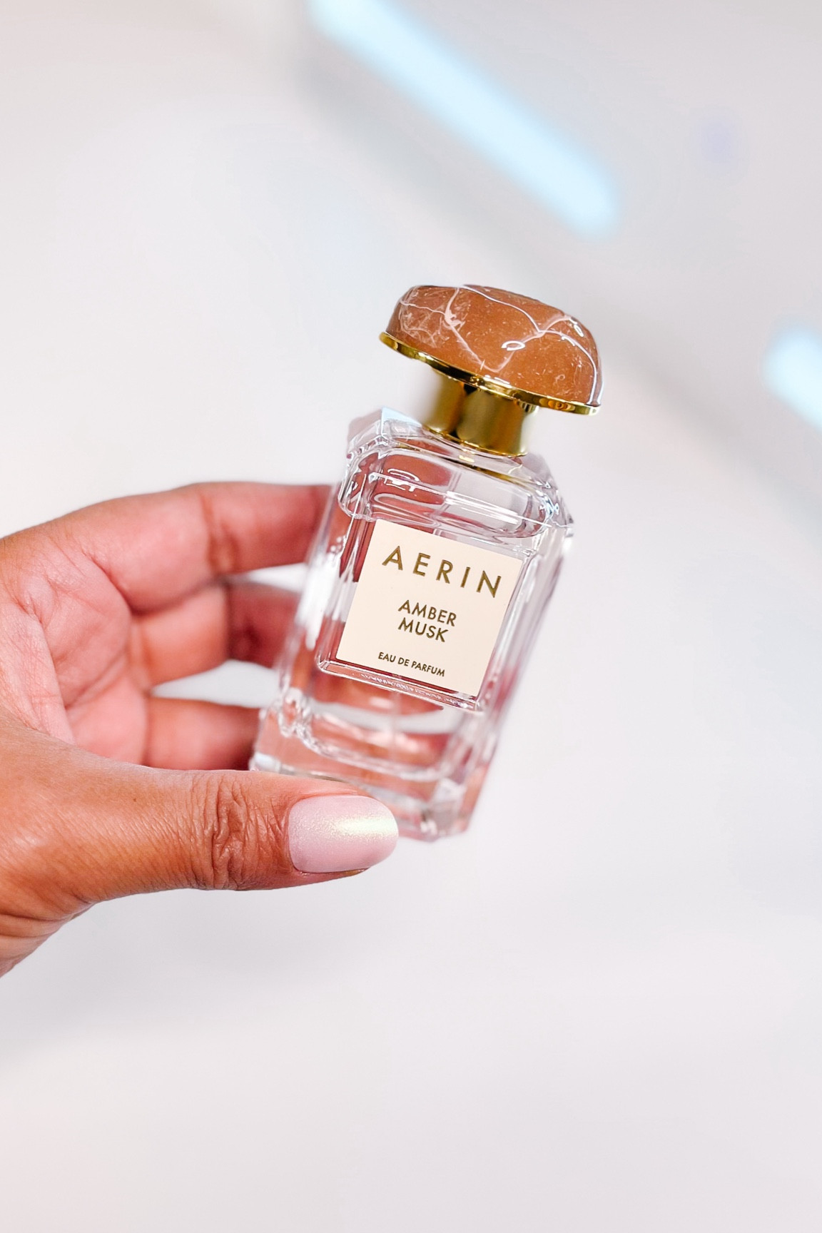 Amber Musk by @AERINBEAUTY 
A captivating blend of sensual florals, distinctive Amber, and creamy Musk. 

Ambrox makes a velvety first impression,
contrasted by a succulent burst of Coconut Water and the femininity of Rose Centifolia Absolute.🫶

This luxurious fragrance is perfect for adding a touch of elegance to your day. 💫✨

Have you tried Amber Musk yet? 


#LTKBeauty #LTKSaleAlert