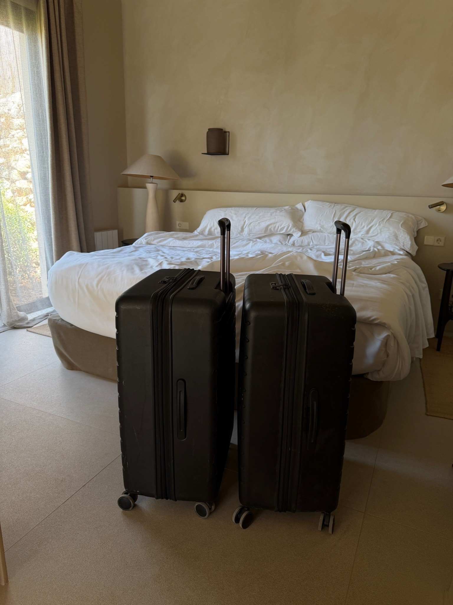 Never travelling light