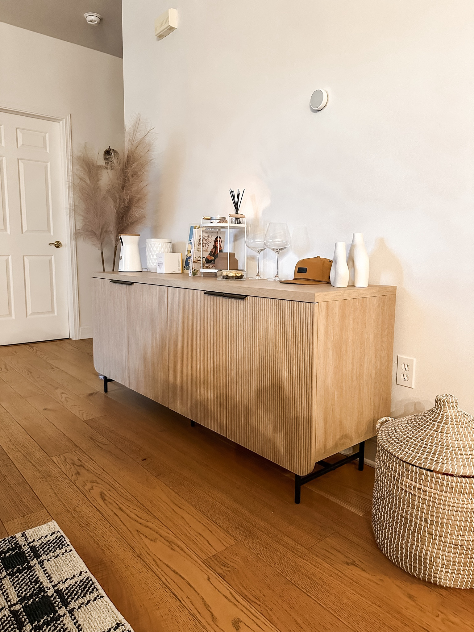 cozy neutrals 

#LTKsalealert #LTKhome #LTKSeasonal