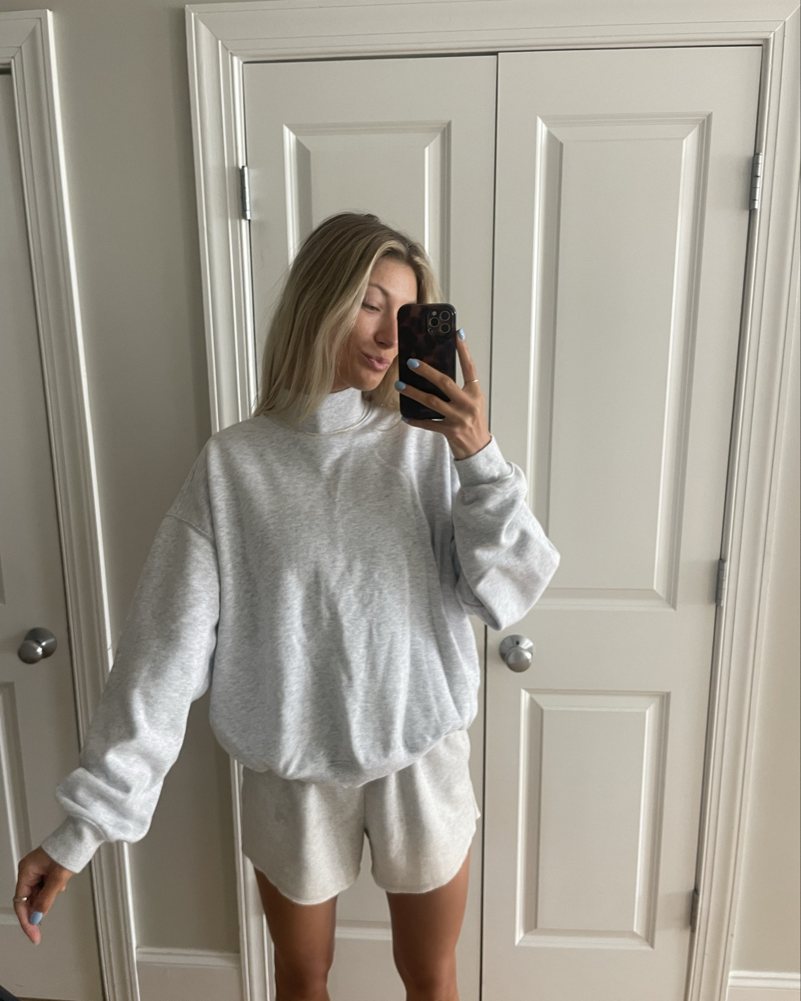 Comfy comfy ☁️ not a set but could be! #skims #dsg

#LTKActive #LTKFindsUnder100 #LTKSeasonal