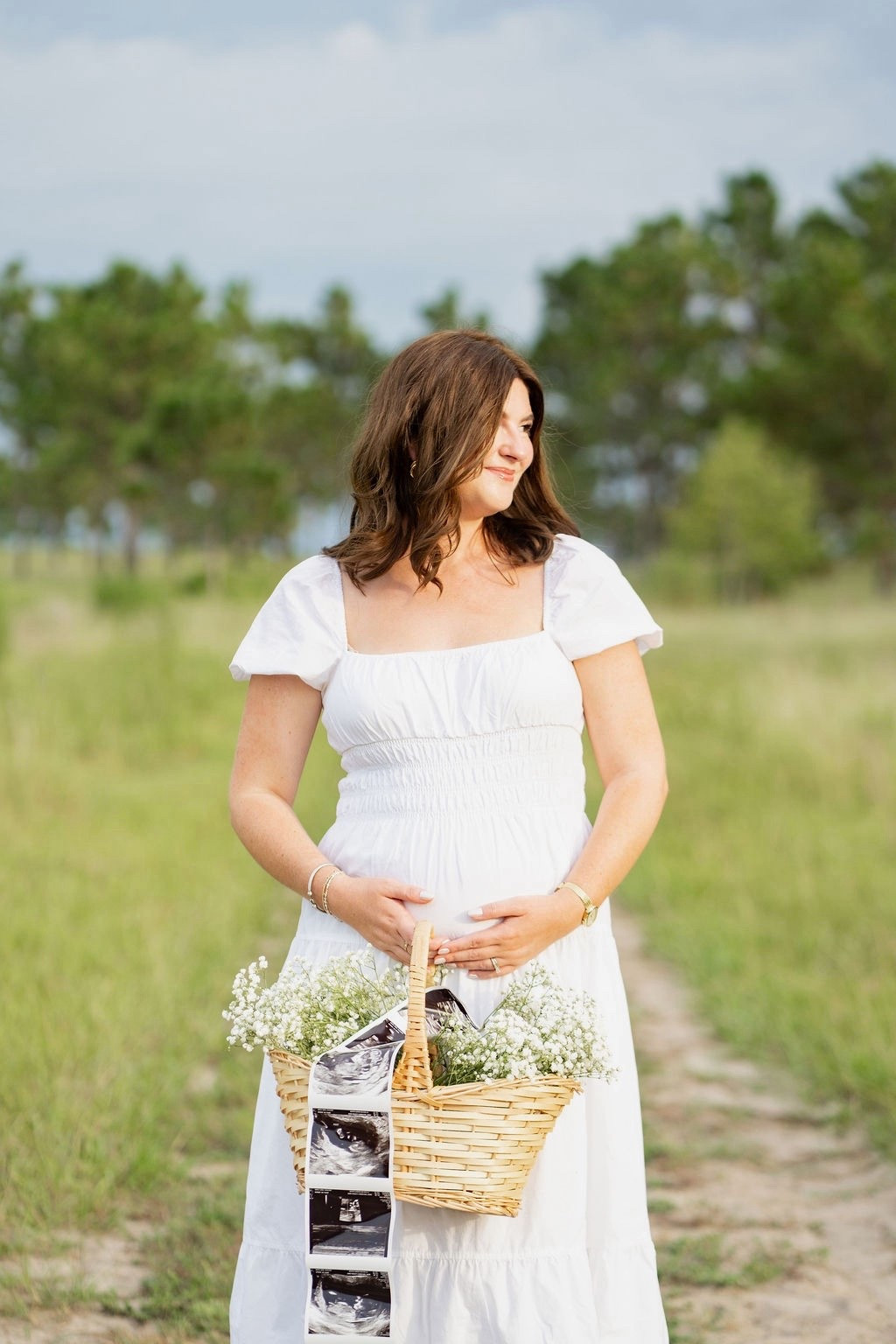 linked similar dresses from Baby Smith reveal 🤍


#LTKBump #LTKBaby #LTKSaleAlert