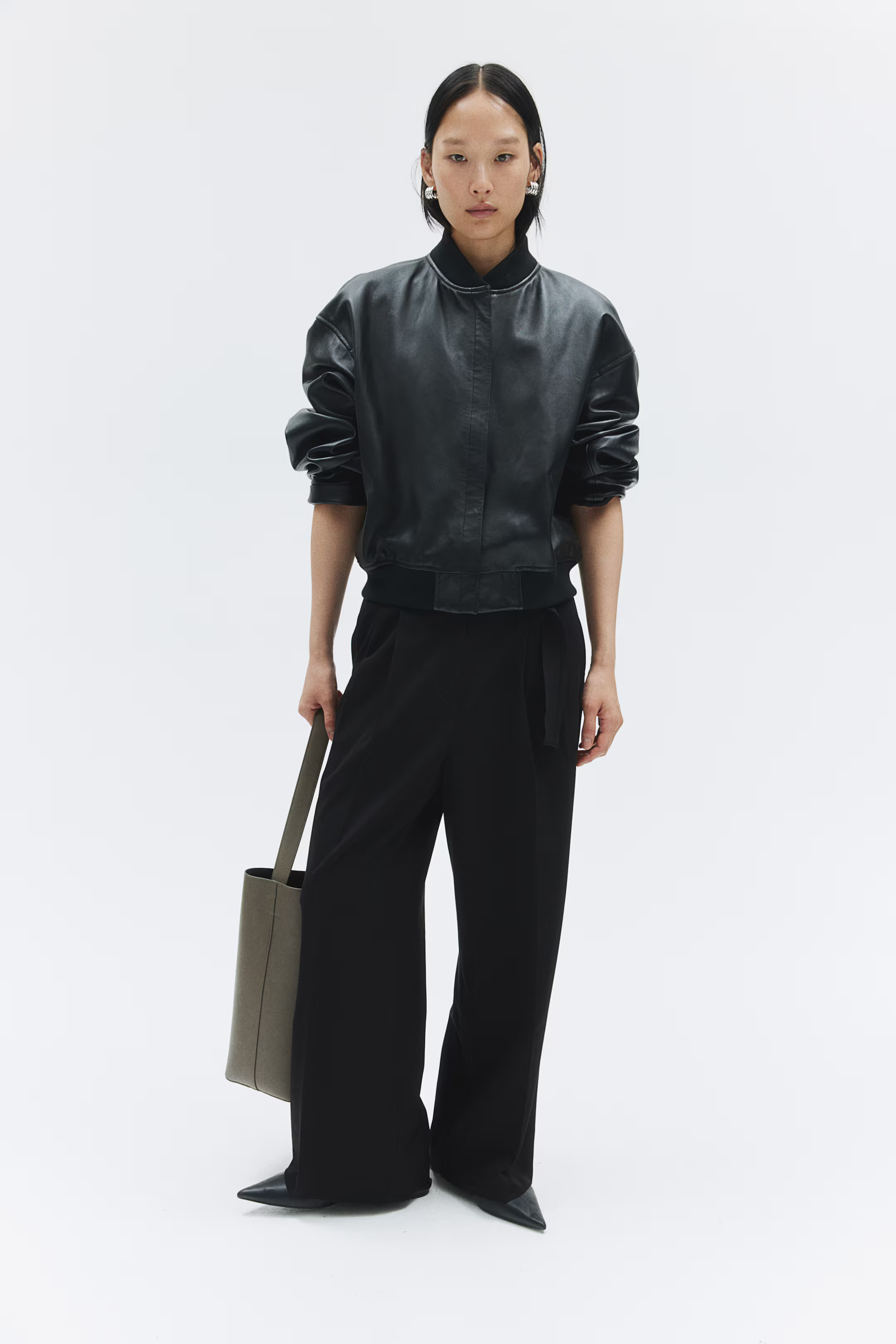 Wide belted trousers - High waist - Long - Black - Ladies | H&M GB | H&M (UK, MY, IN, SG, PH, TW, HK)