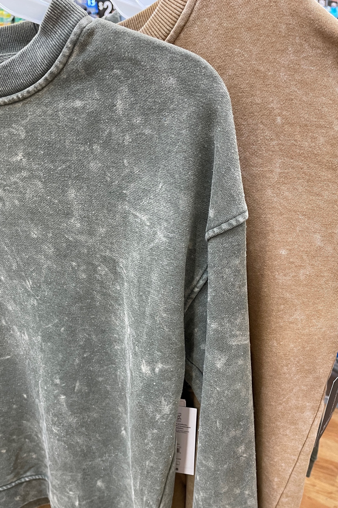 oversized acid wash sweatshirts?! yes please!! 

#fallfashion

#LTKSeasonal