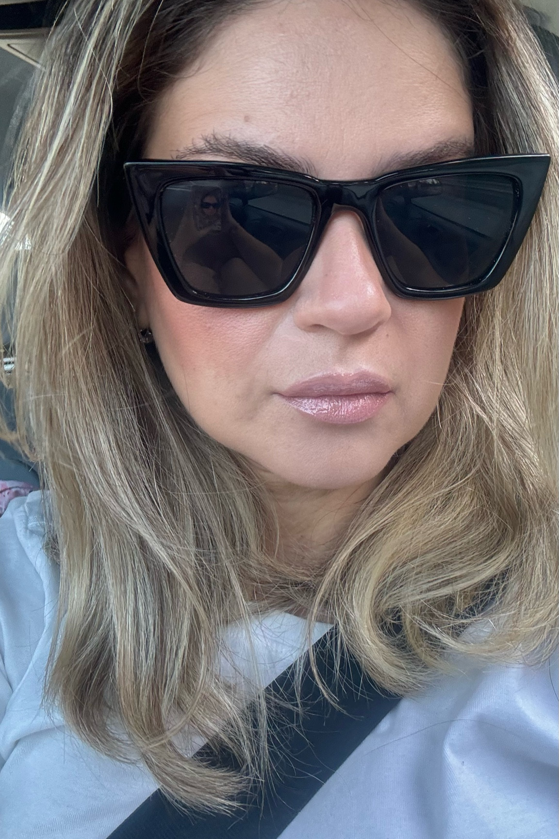 Mais um dia com o óculos perfeito da AC Brazil 

#LTKbeauty #LTKbrasil #LTKover40