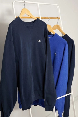 Urban Renewal Vintage Navy Logo Detail Sweatshirt | Urban Outfitters (EU)