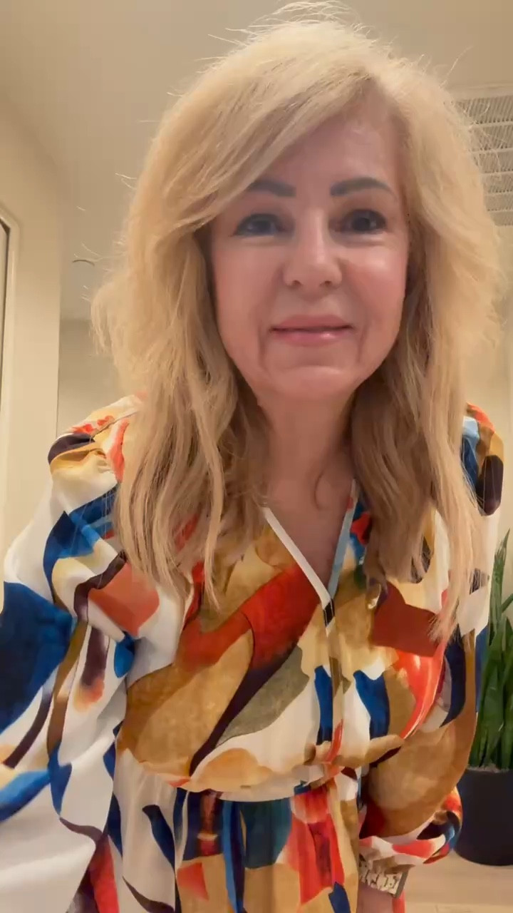 I love this dress! So stylish and comfy 💃🏻
#fashionover50 #dressforless #style

#LTKSaleAlert #LTKFindsUnder50 #LTKOver40