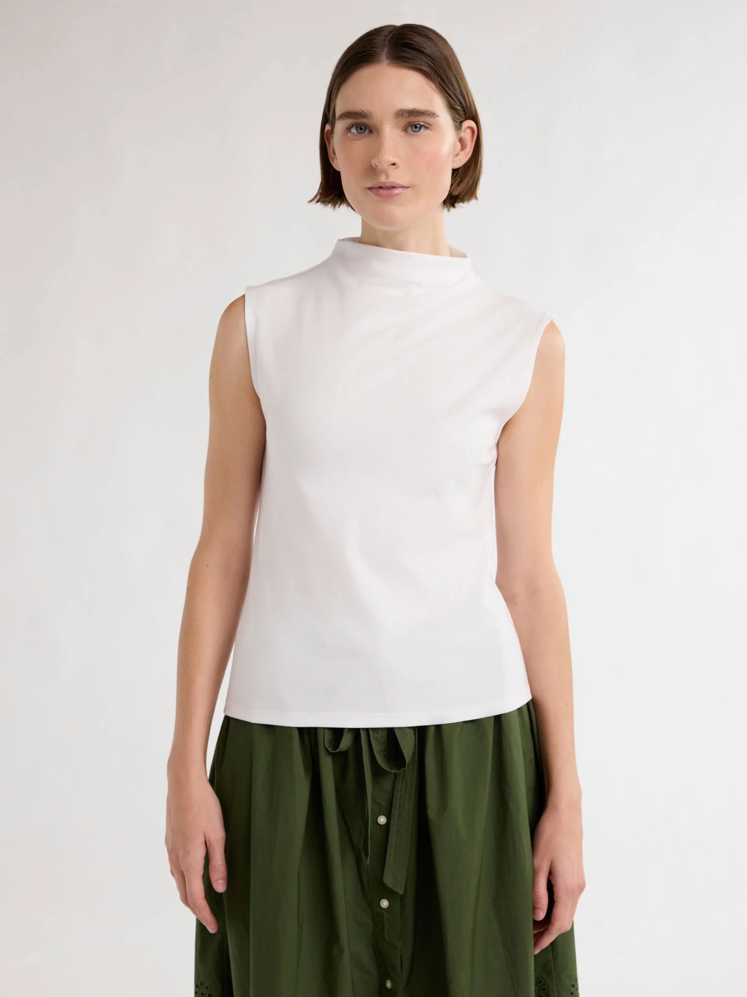 Free Assembly Women’s Sleeveless Mock Neck Top, Sizes XS-XXXL | Walmart (US)