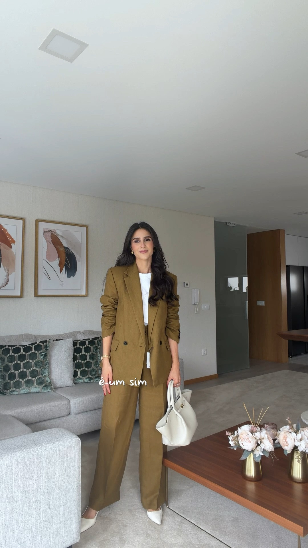 Linen suit, summer look, white heels

#LTKootd #LTKgrwm