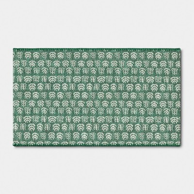 1'8"x2'10" Christmas Tree Print Rug - Threshold™ | Target