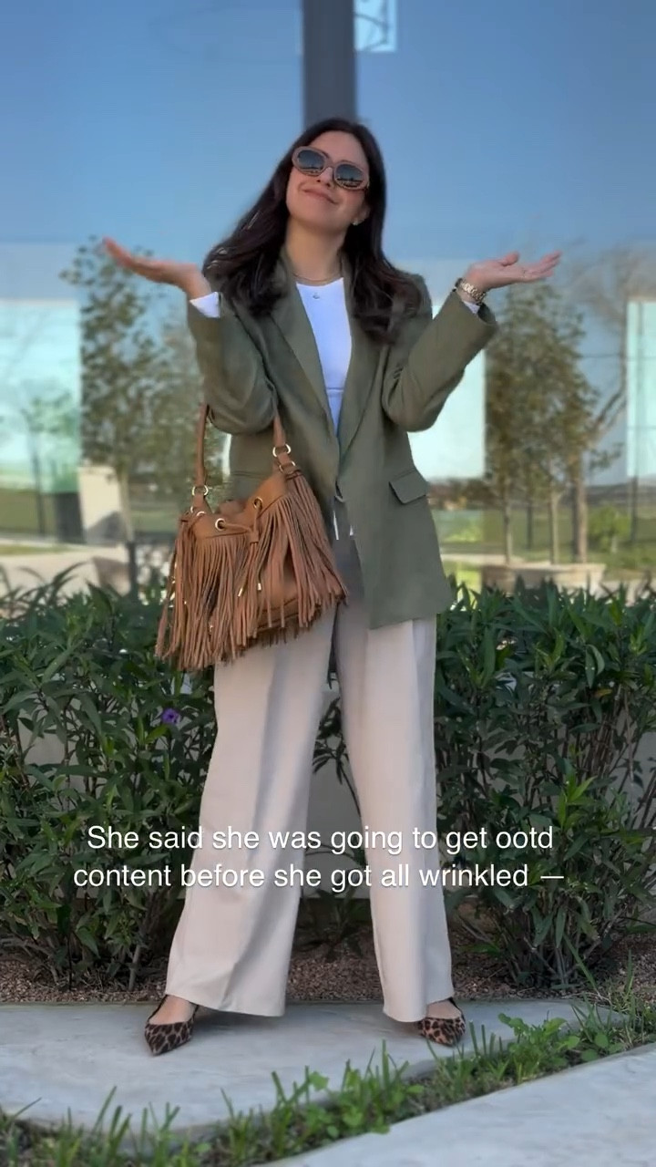 Always hopeful —

Another day, another work #ootd but make it wrinkled 🫠

#workwearforwomen #womenatwork #workoutfits #workinggirlstyle