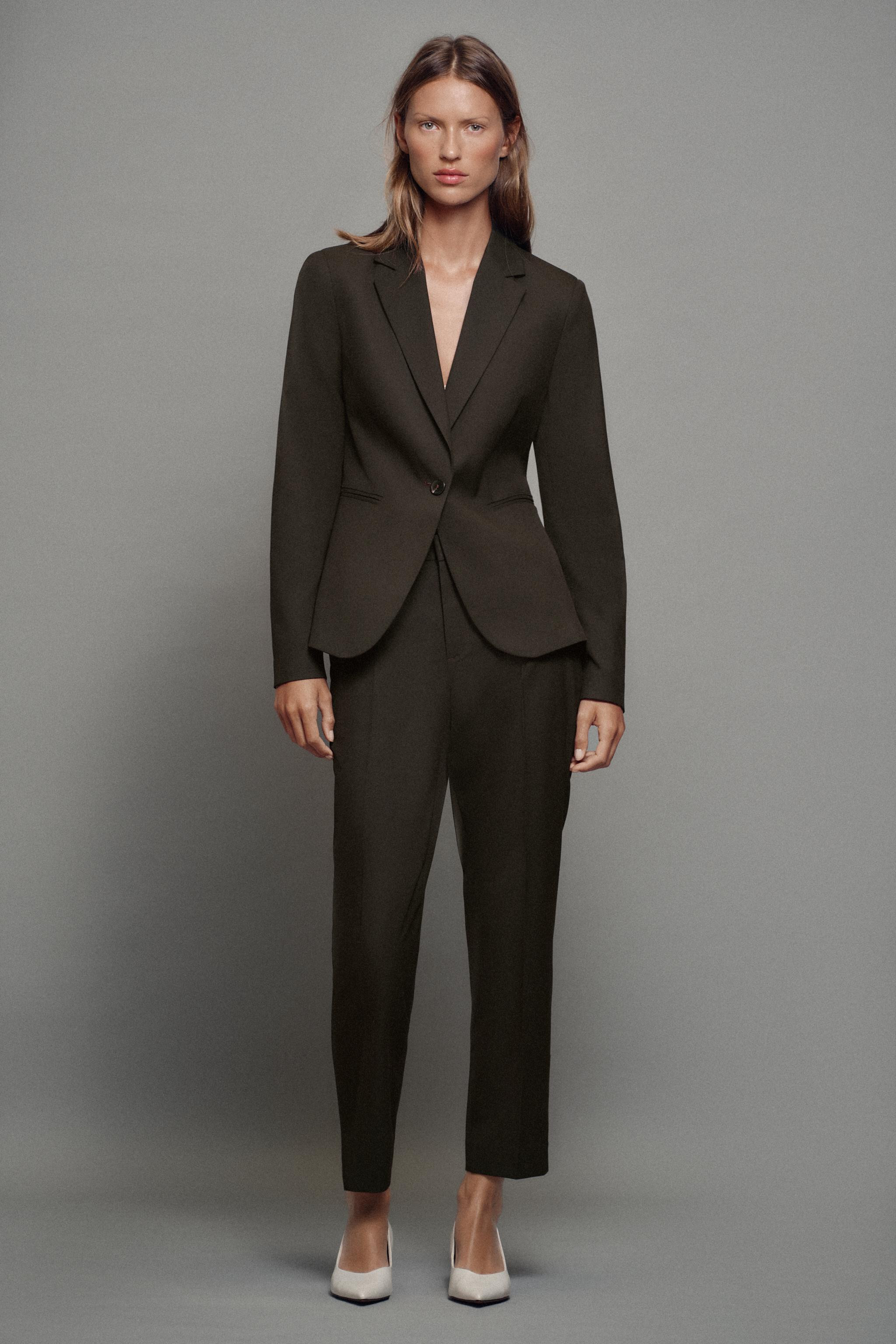 FITTED SHOULDER-PAD BLAZER | Zara US