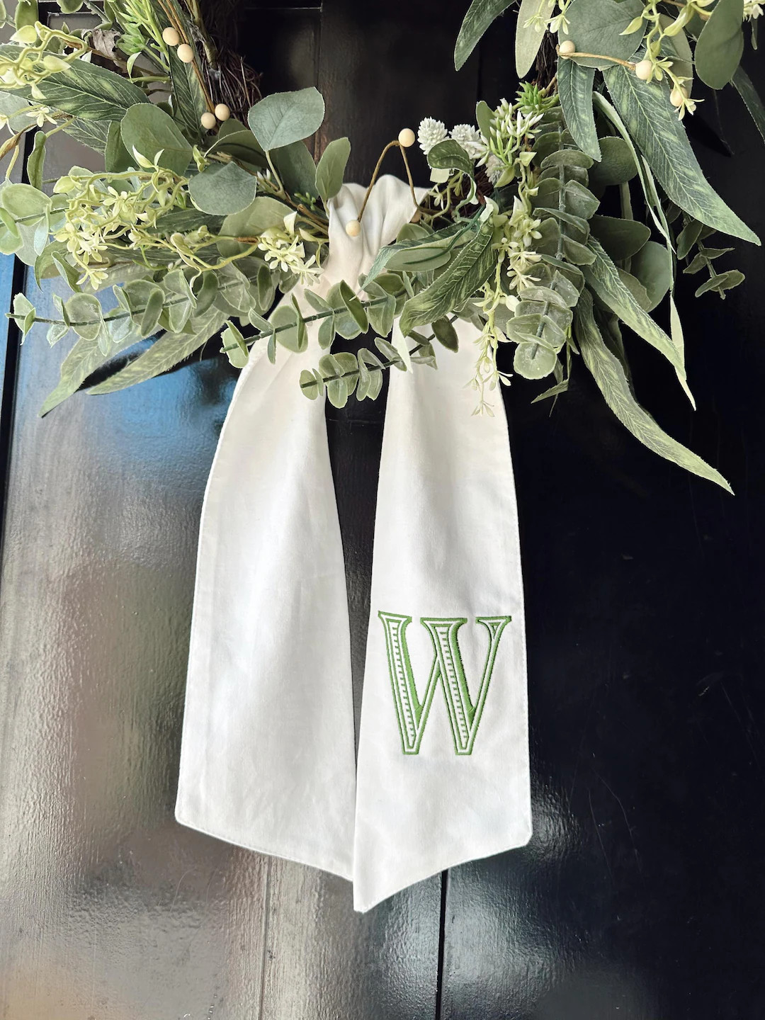Monogram Wreath Sash - Etsy | Etsy (US)