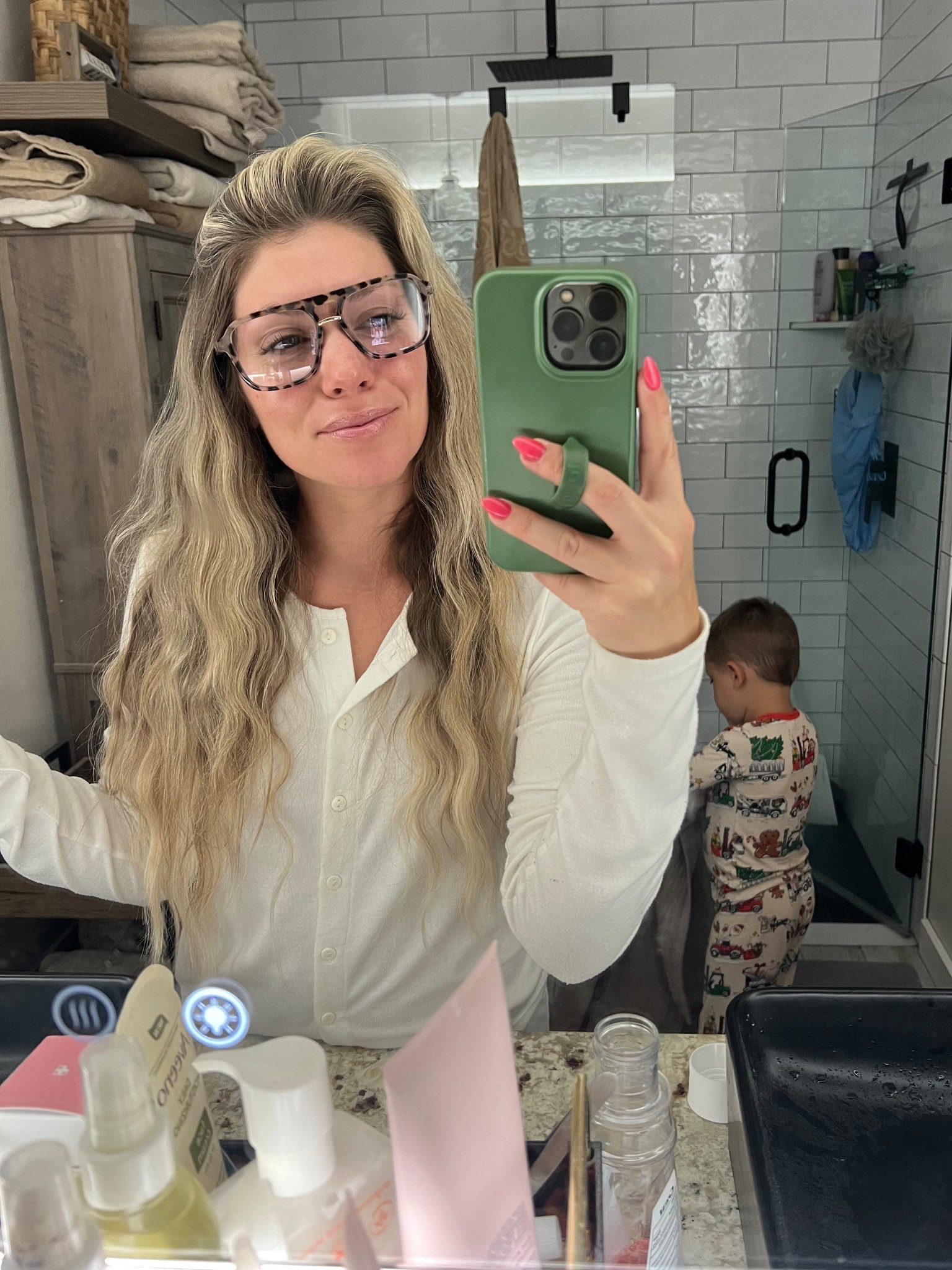 Blue light blocking glasses 🤓

#LTKBeauty #LTKmomlife #LTKHome