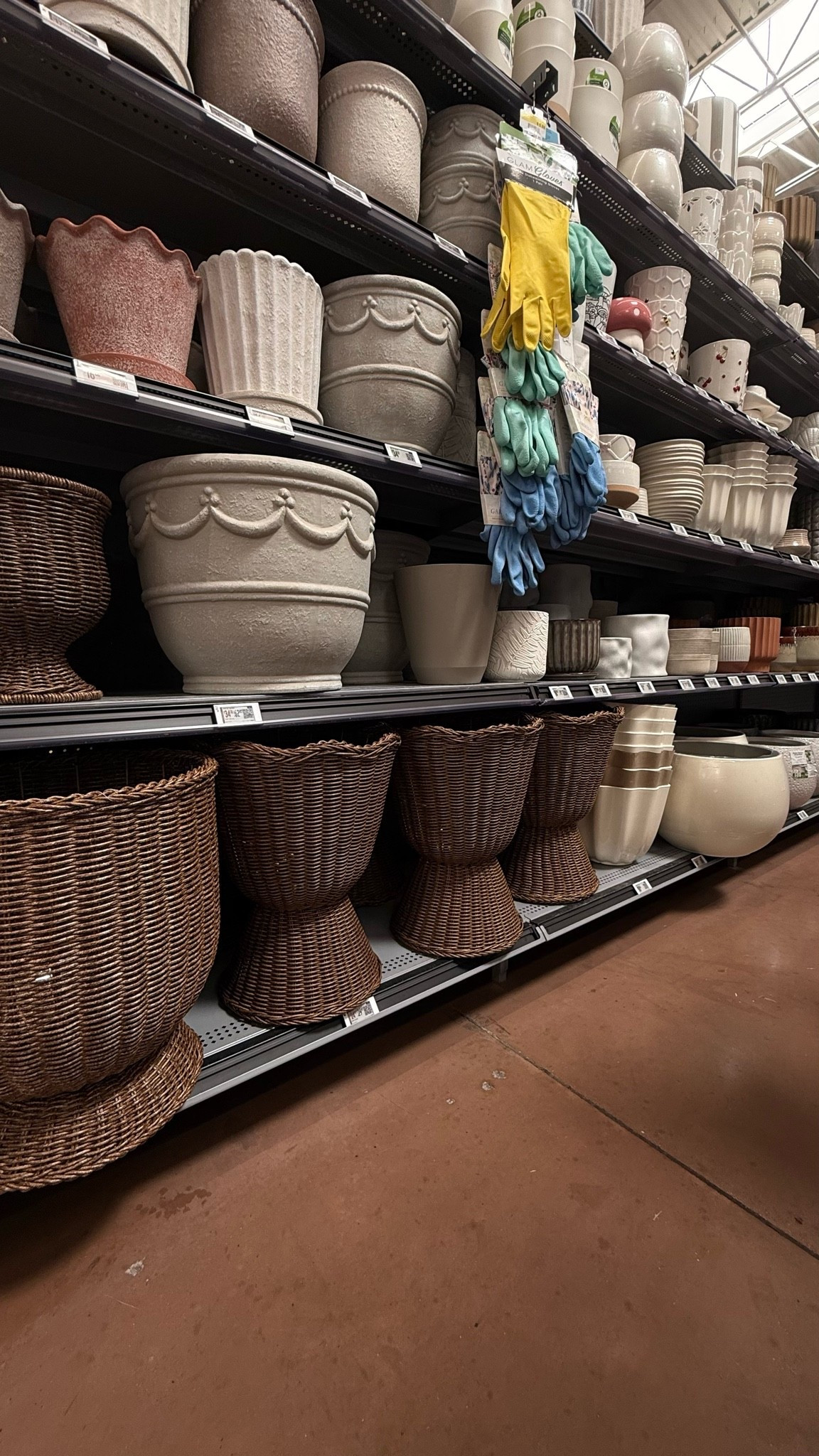 Walmart is NOT playing around with outdoor decor this season 🌿 These wicker urn planters are giving expensive patio and they’re only $42! The hourglass shape, the woven texture, the size — its giving designer garden center without the designer price tag.

#WalmartFinds #WalmartHome #OutdoorDecor #PatioDécor #PlantMom #GardenDecor #RattanDecor #WickerPlanter #BackyardDecor #HomeDecorFinds #AffordableHome #LTKSeasona

#LTKHome