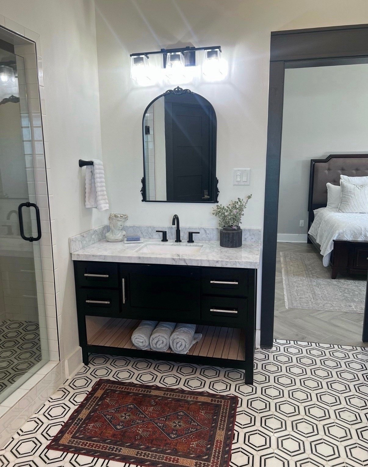 Bathroom Style
•
#blackandwhitebathroom #bathroom #hexagontiles #marbletile #mirror #blackmirror #brushednickelvanity #blackfaucet #silvercabinetpulls #pillows #quilt #throwpillows #bathmat #redreug #bathrug #vanitylught #faucet #bedroom #bathroom

#LTKhome #LTKFind #LTKstyletip

#LTKmorningroutine #LTKHome #LTKgrwm