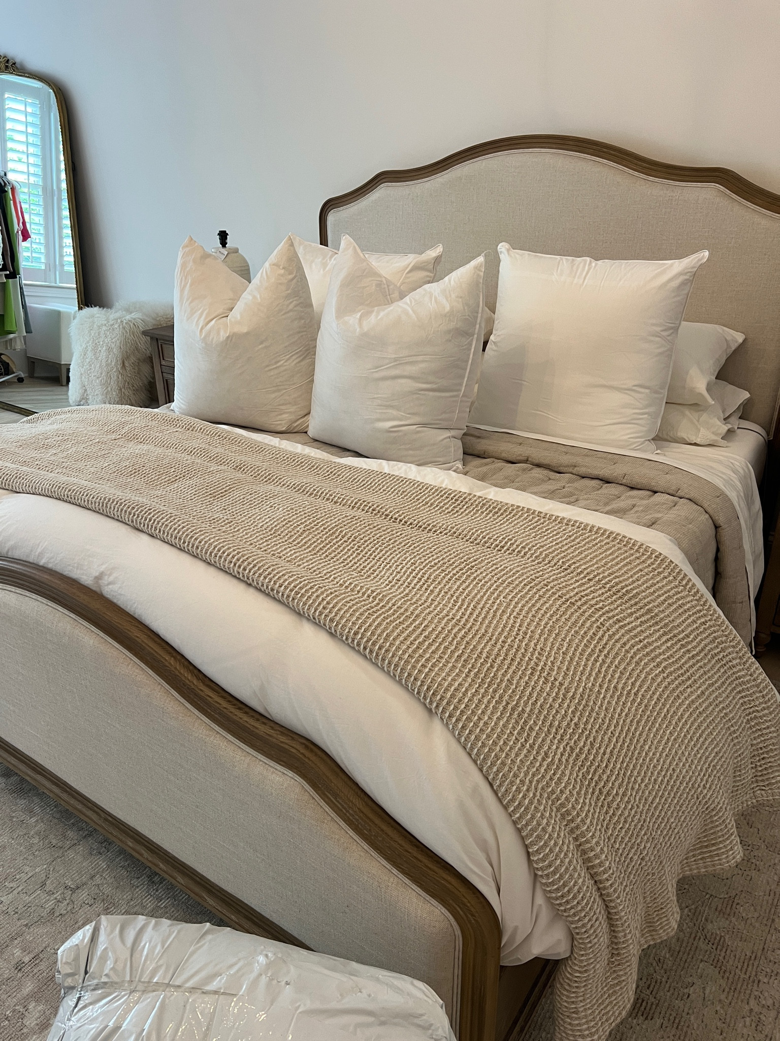 I am still deciding on lamps & waiting for my euro sham covers to come in… but I’ll link the bedding ☺️ euro pillows are 28x28 

Waffle blanket - color is neutral 
Quilt - color is flax. There is a dark flax option, but I just went with the regular flax! 

#bedroom #primarybedroom #primaryroom #masterbedroom #bedding #potterybarn 

#LTKhome #LTKstyletip #LTKSeasonal