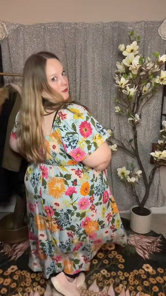 Obsessed with how flattering and easy this floral midi is — the square neckline, flowy skirt, and pockets make it a no-brainer for warm days when you want comfort and cute.
floral midi dress, square neck dress, plus size spring dress, breathable summer dress, midi dress with pockets

#LTKPlusSize #LTKSeasonal #LTKootd