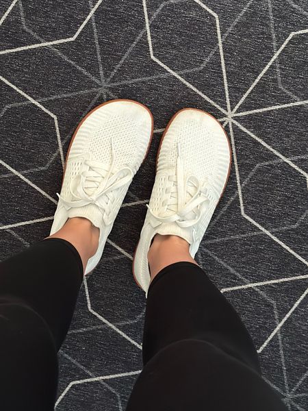 Favorite wide toe bed barefoot sneakers for healthy feet!