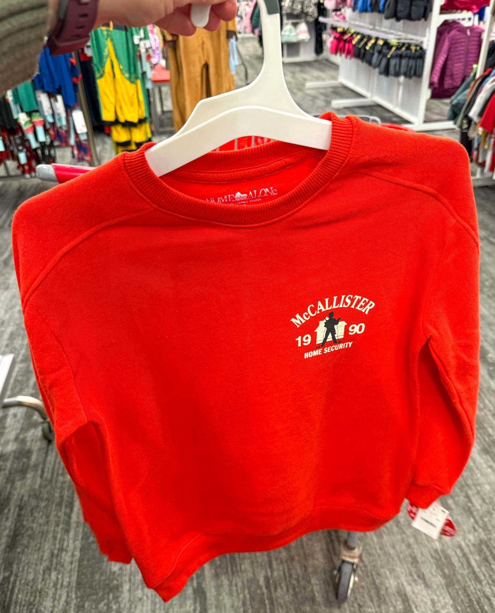 40% off home alone kid's pullover 

#LTKKids #LTKHoliday #LTKSaleAlert