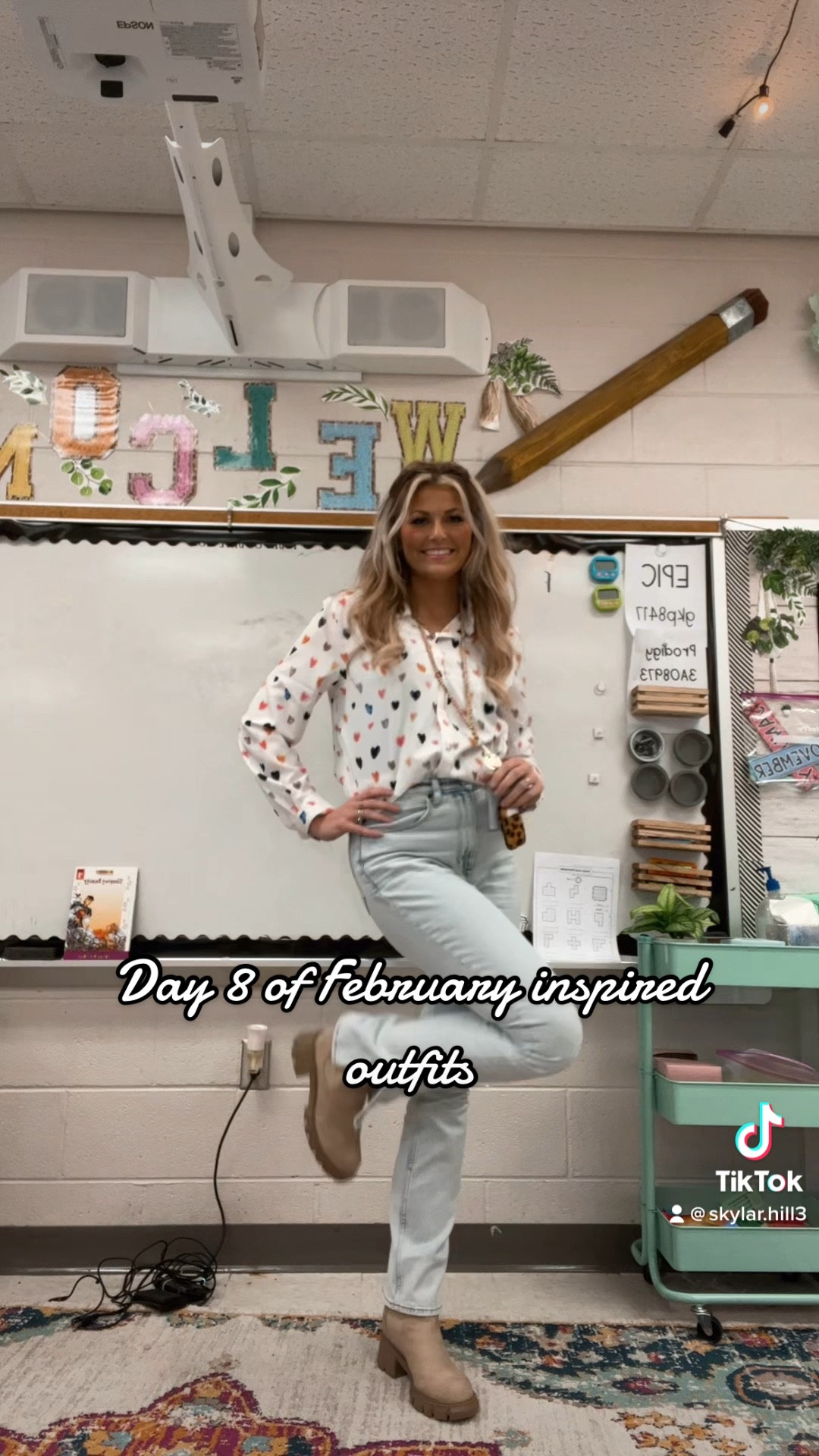 Teacher ootd ! Size down in jeans!! 

#LTKstyletip #LTKfit #LTKsalealert