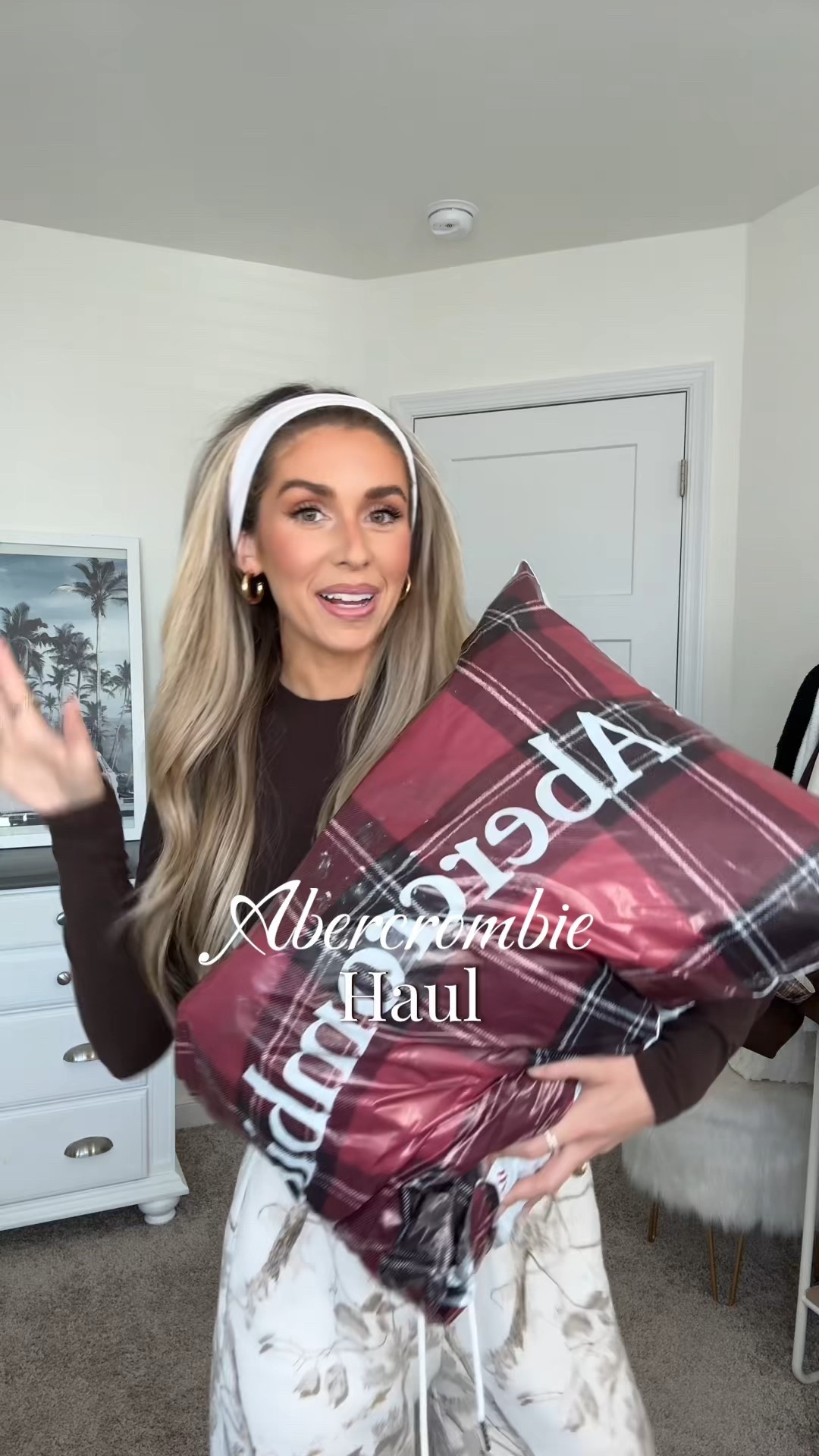 Abercrombie Haul 🤍🎄🫶🏼 new arrivals for winter & the holidays! 

Abercrombie style
Abercrombie outfits
Abercrombie holiday outfits
Abercrombie sweaters
Abercrombie jeans 

#LTKFindsUnder100 #LTKSeasonal #LTKFindsUnder50