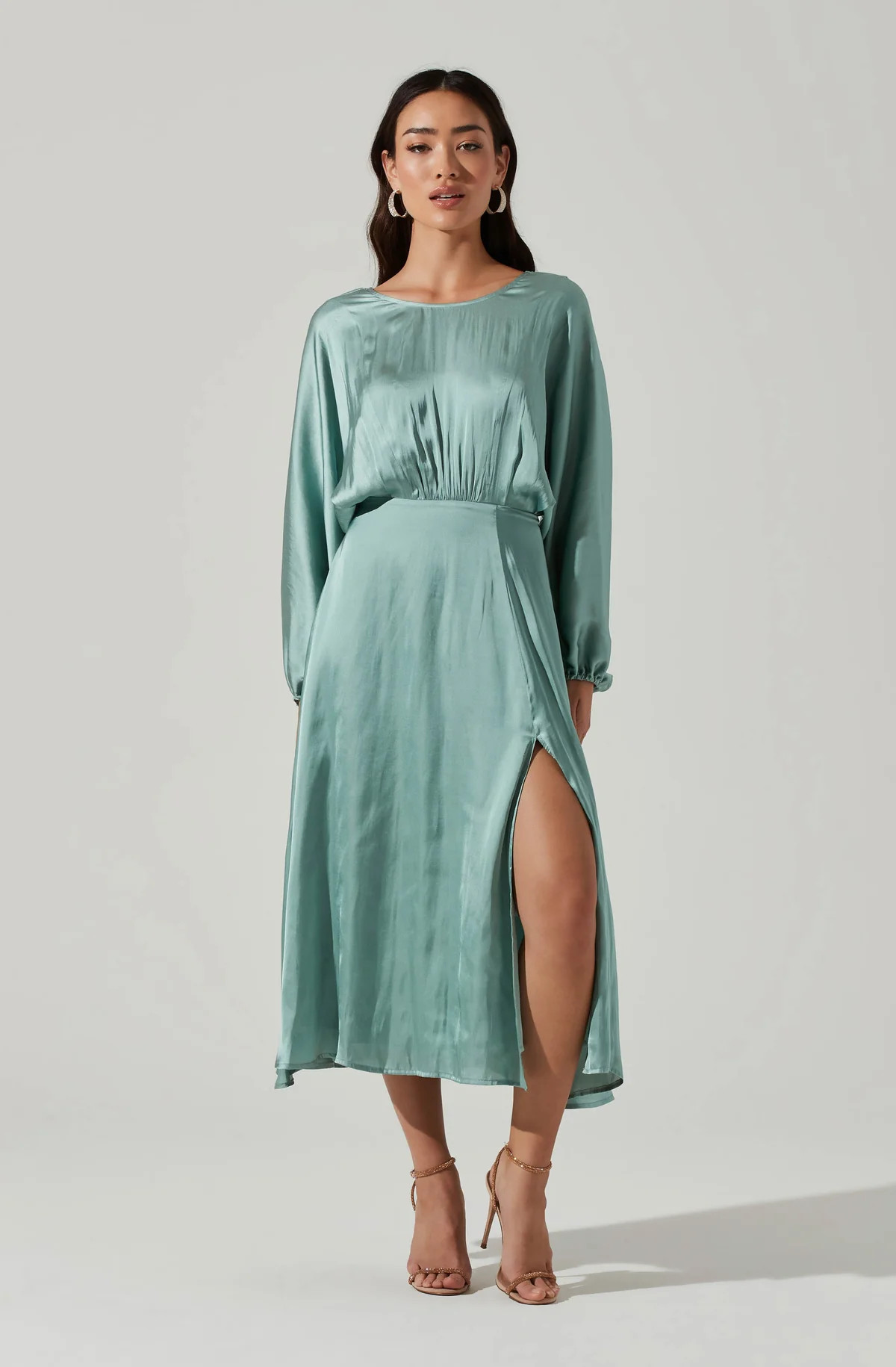 Marin Dolman Sleeve Midi Dress | ASTR The Label (US)